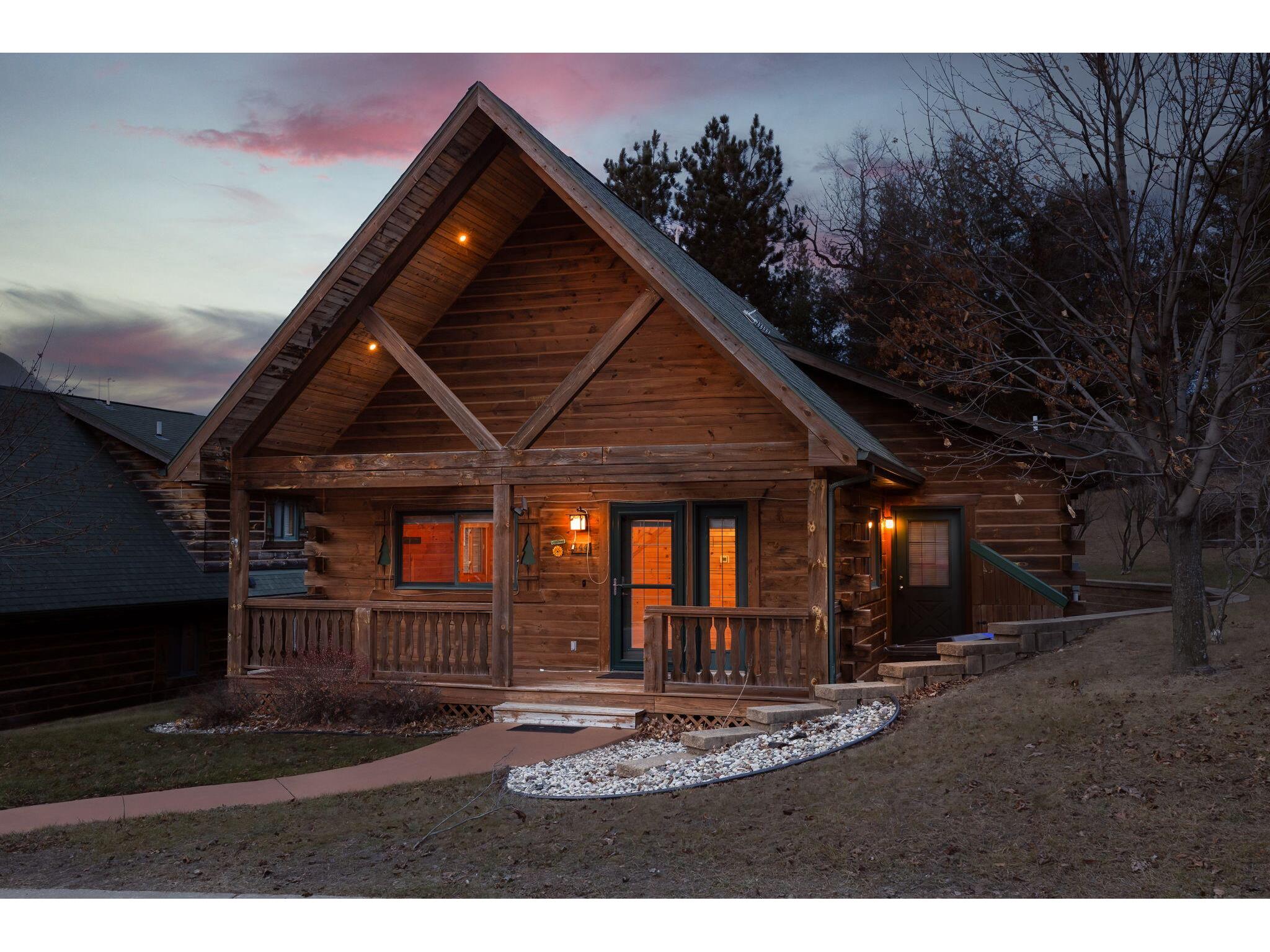 444 Overlook Warrens WI 54666 1860300 image1