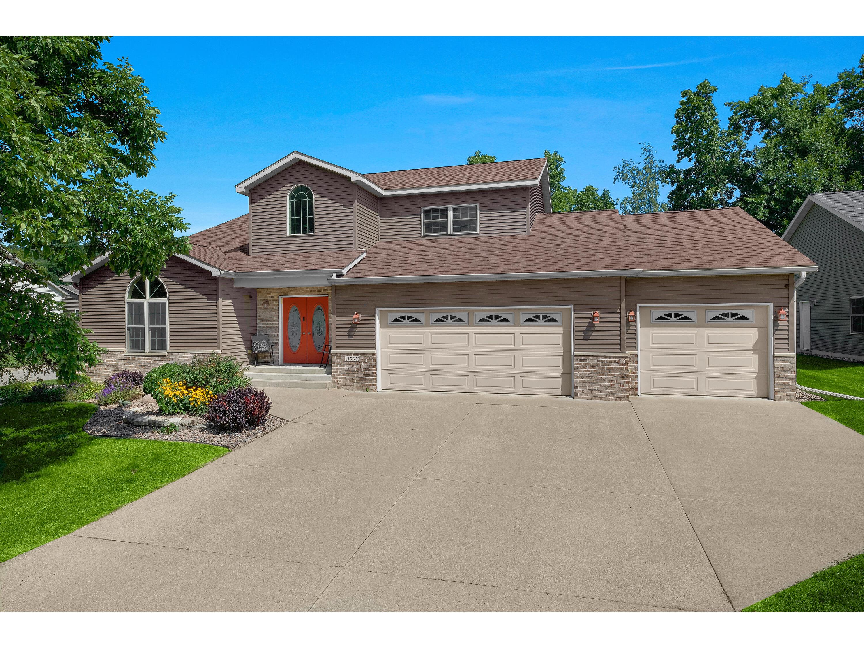 4565 Brickyard La Crosse WI 54601 1845826 image1