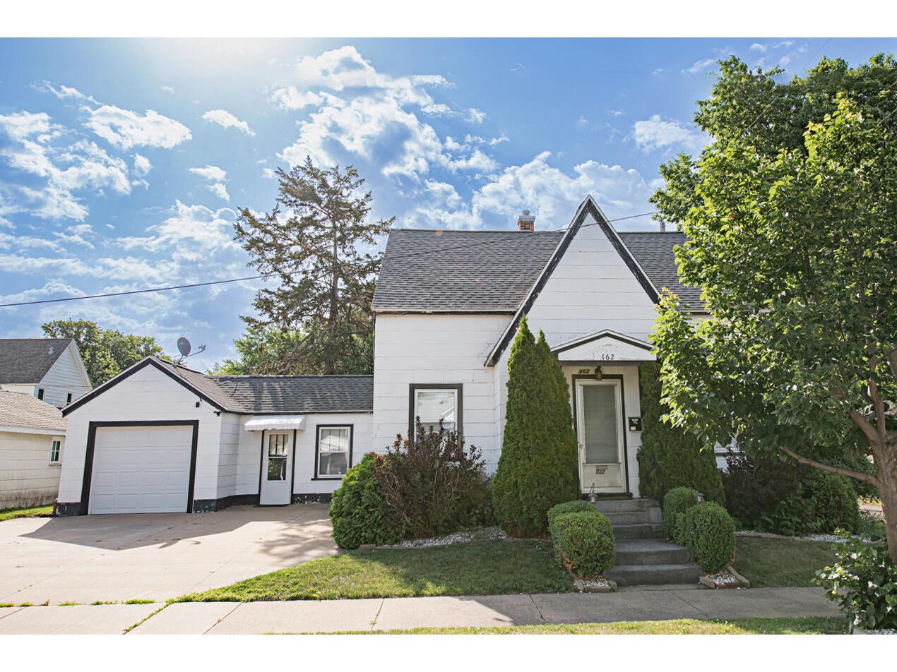 462 St Charles Winona MN 55987 1923645 image1