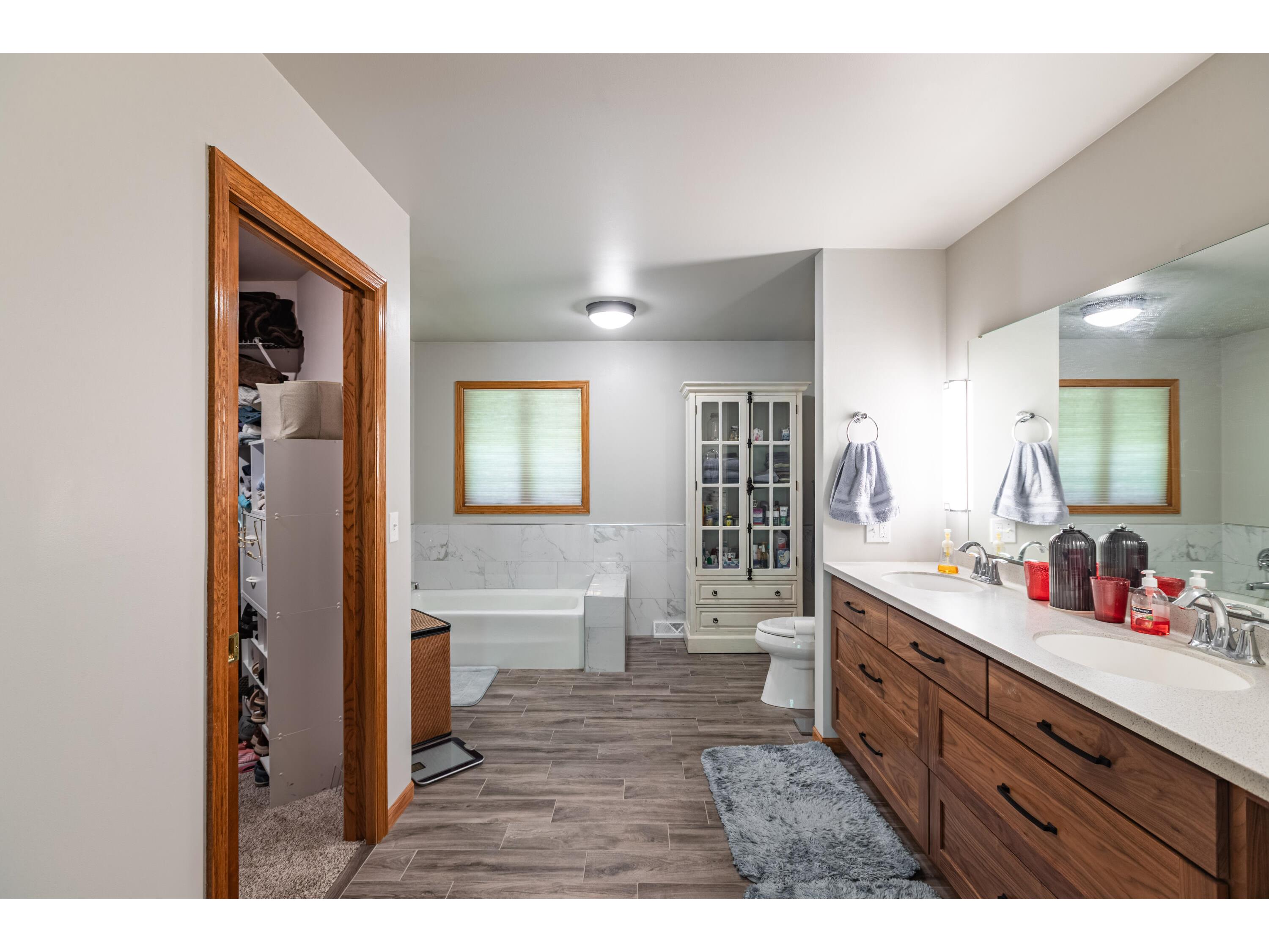 47060 Queens Cove Dresbach MN 55947 1968928 image23