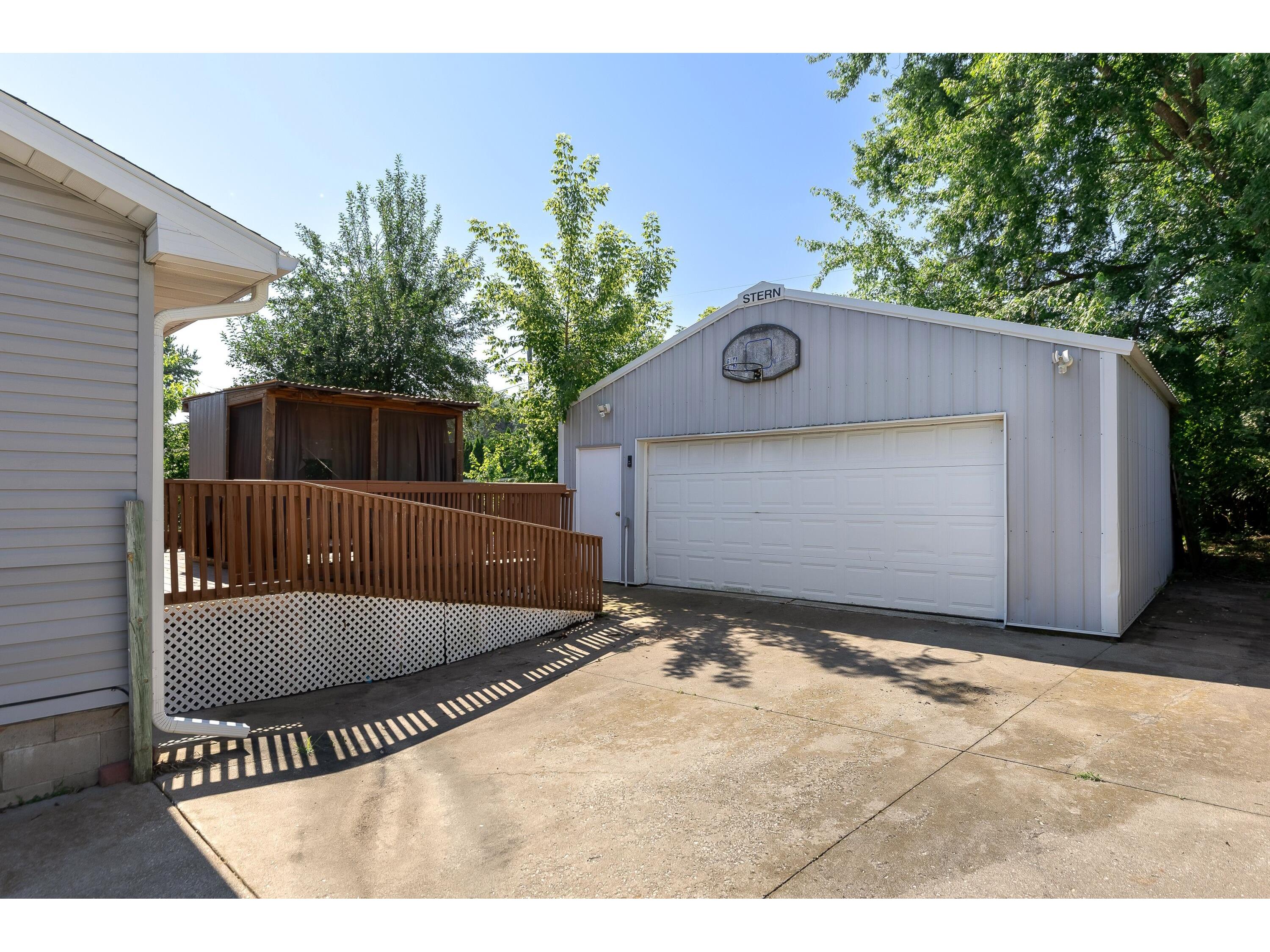 483 Tilson West Salem WI 54669 1970495 image21