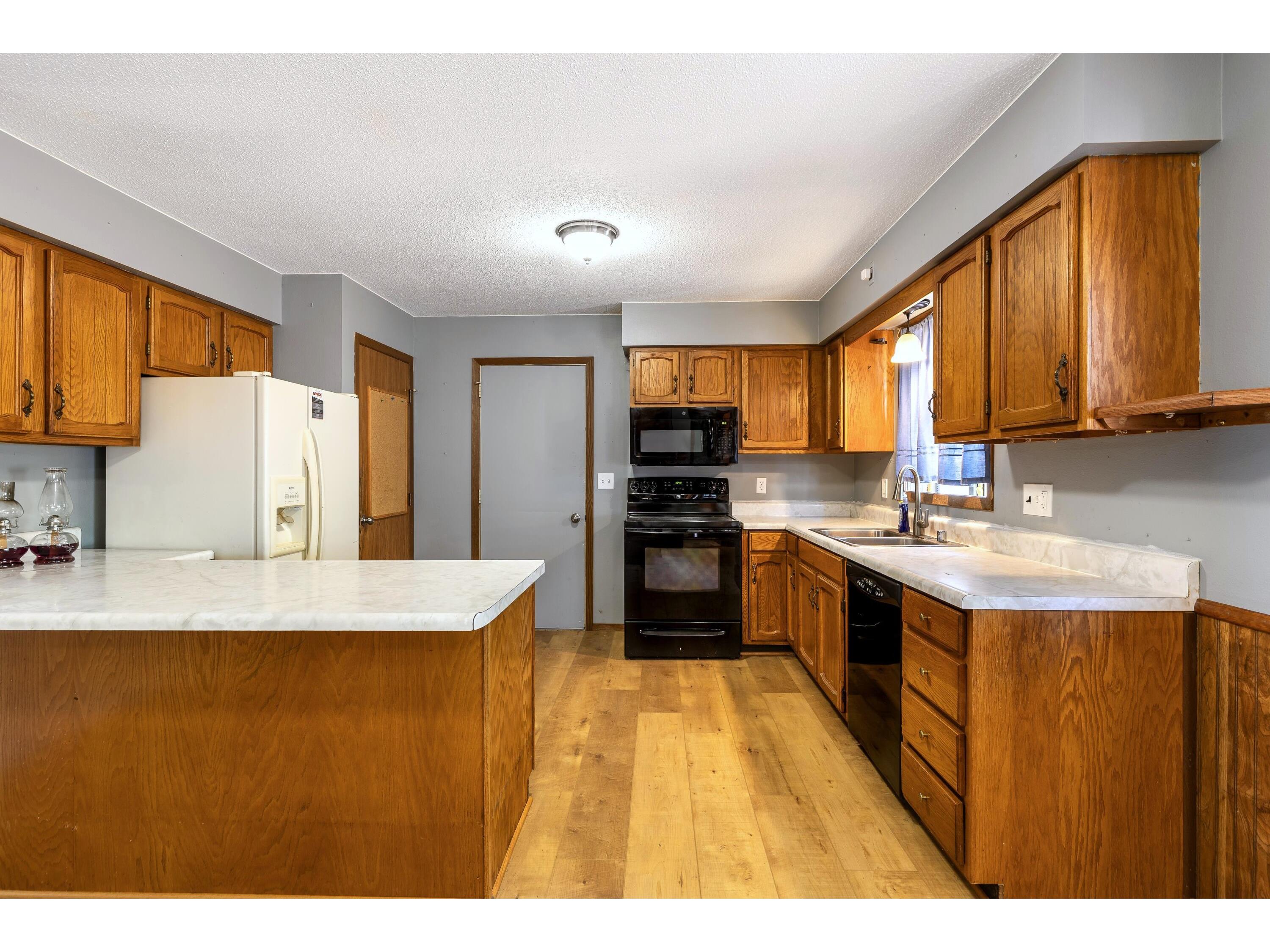 483 Tilson West Salem WI 54669 1970495 image4