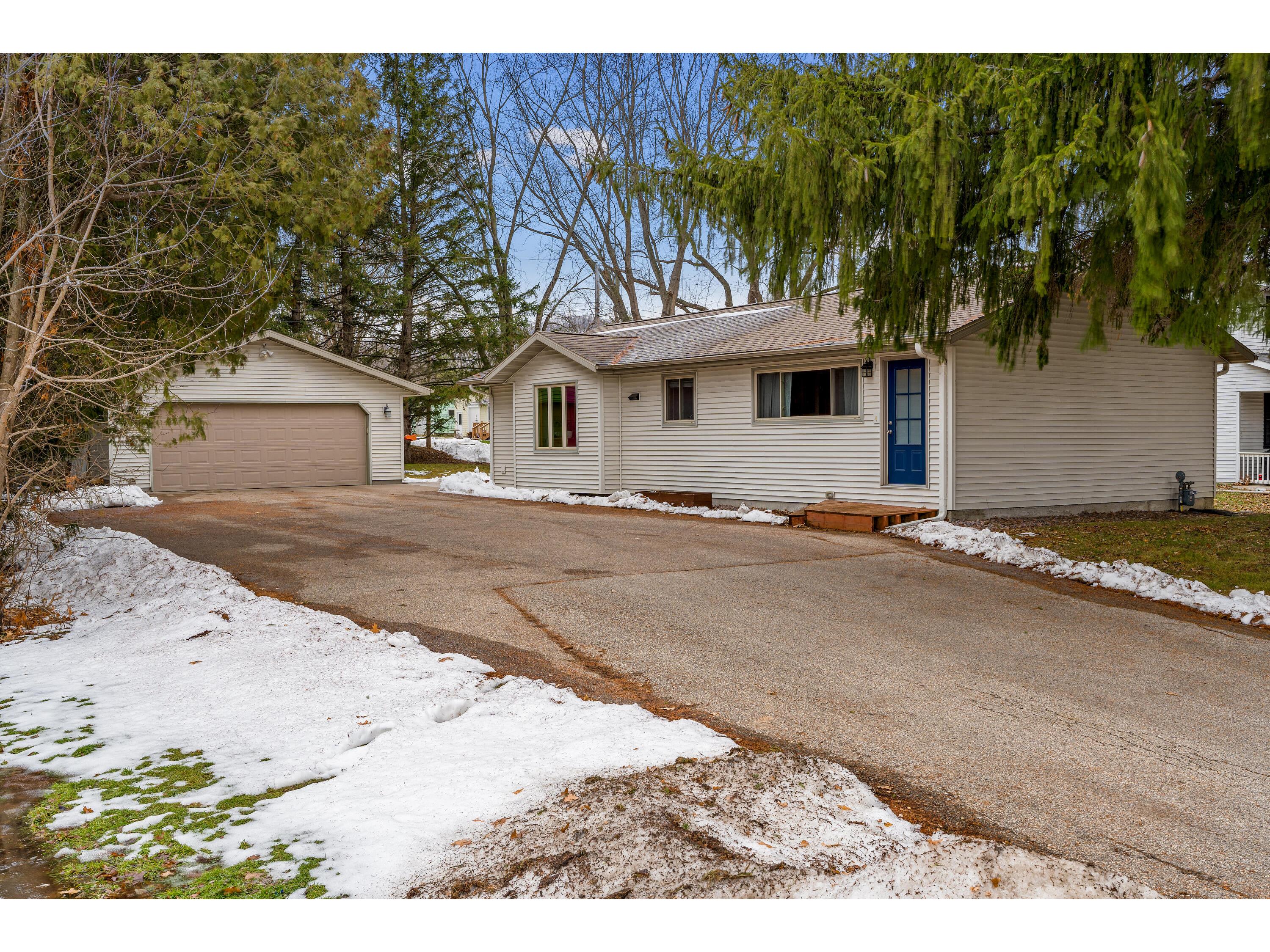 4930 County Road B La Crosse WI 54601 1863290 image1