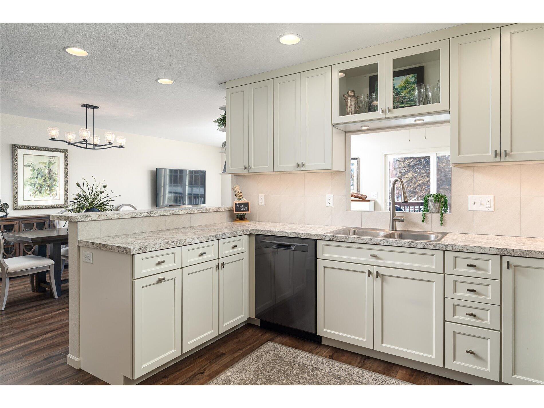 4933 County Road B La Crosse WI 54601 1948846 image2