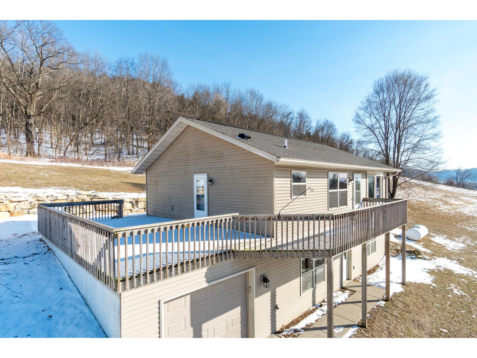 500 White Tail Stoddard WI 54658 1949665 image1