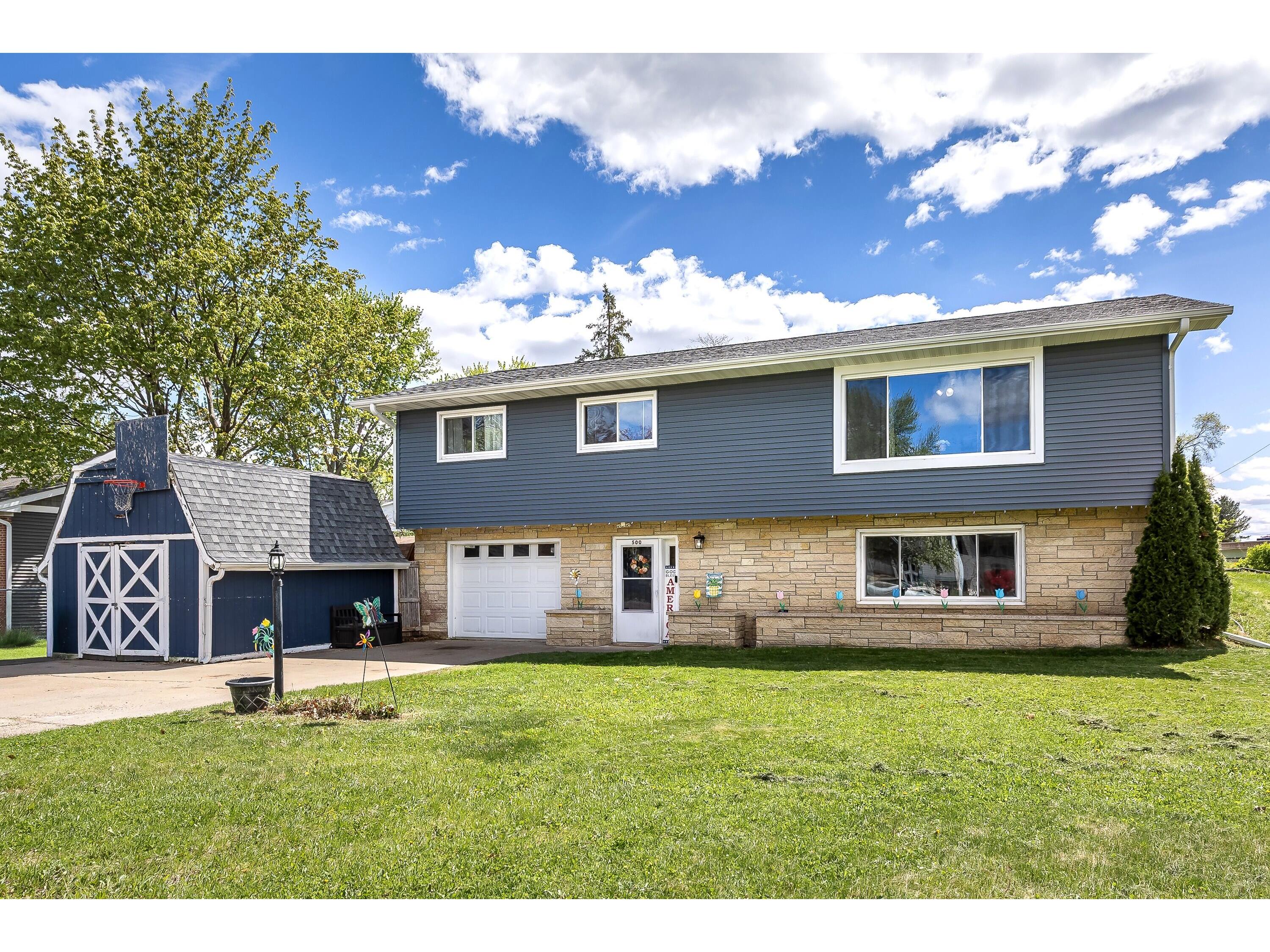 500 Willow Onalaska WI 54650 1960602 image1