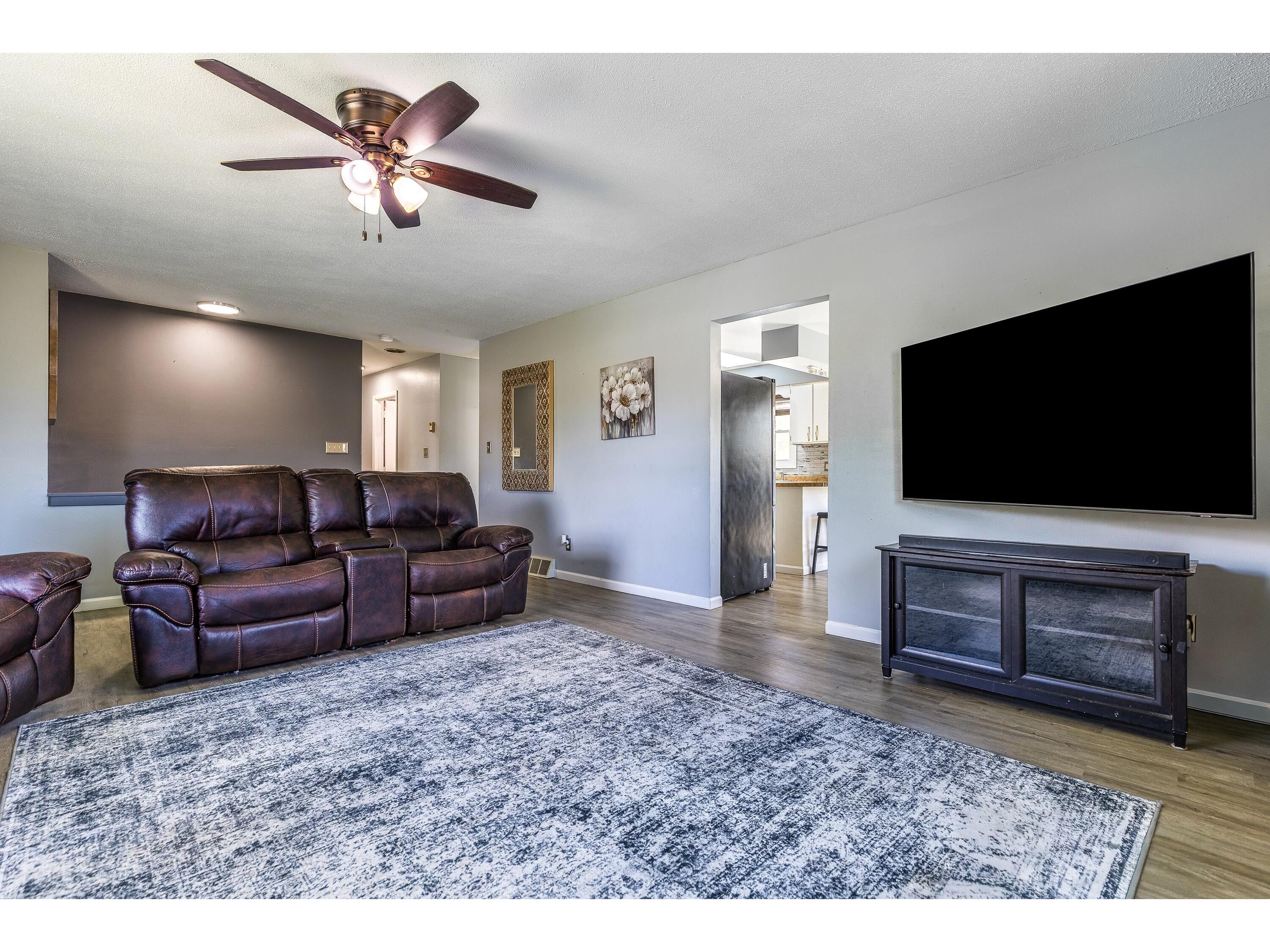 500 Willow Onalaska WI 54650 1960602 image3