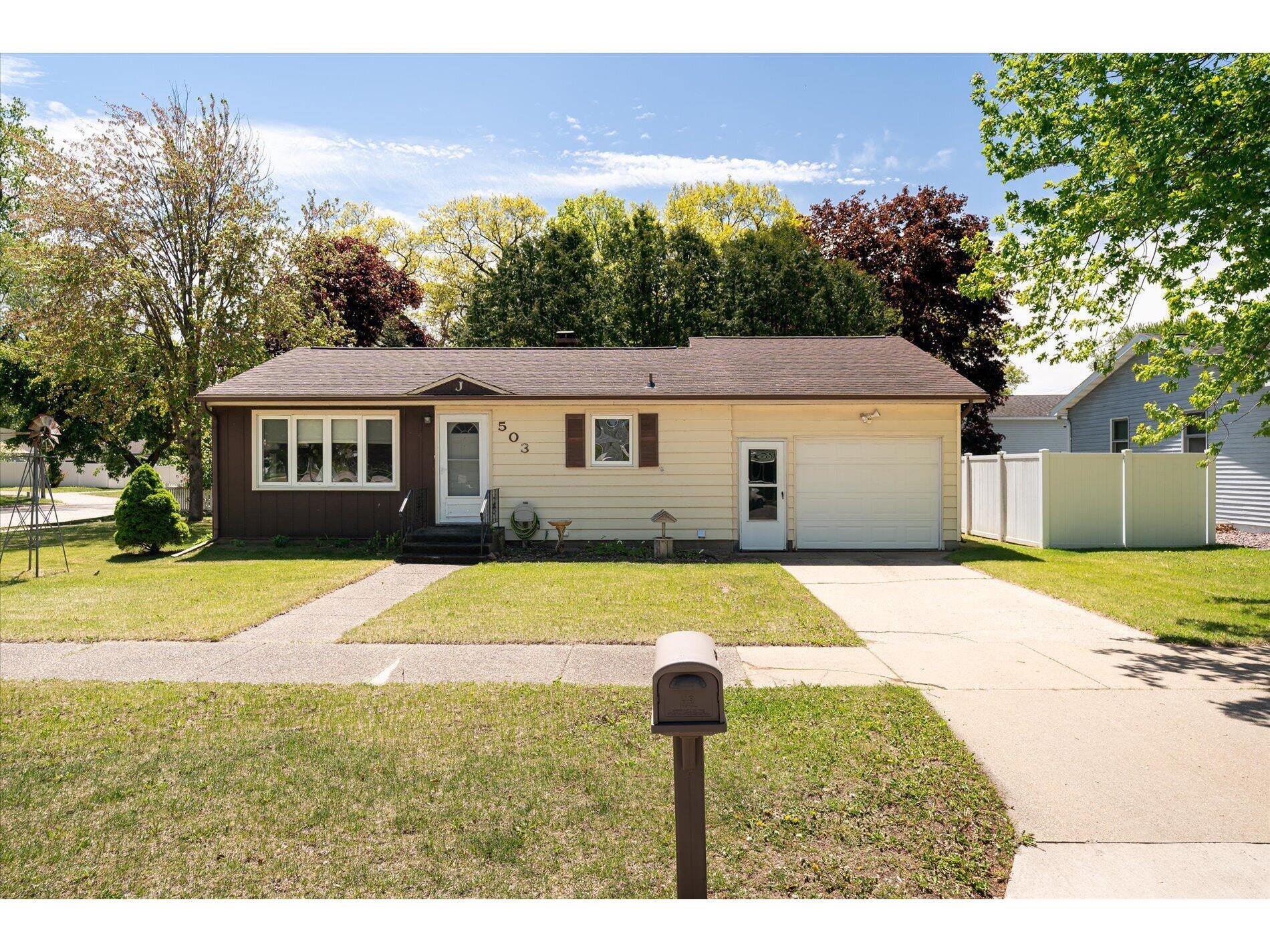 503 9th La Crescent MN 55947 1962659 image1