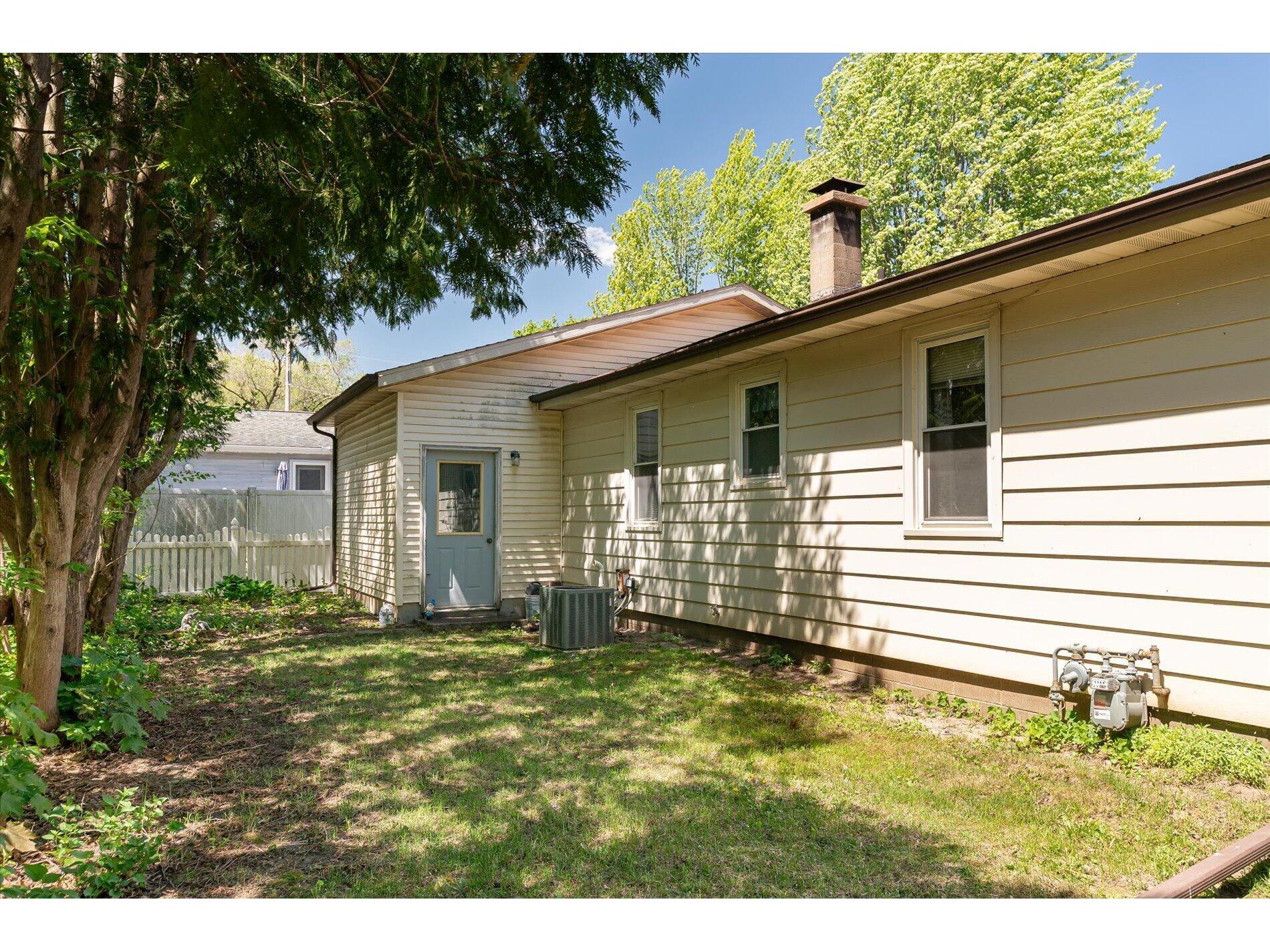 503 9th La Crescent MN 55947 1962659 image13