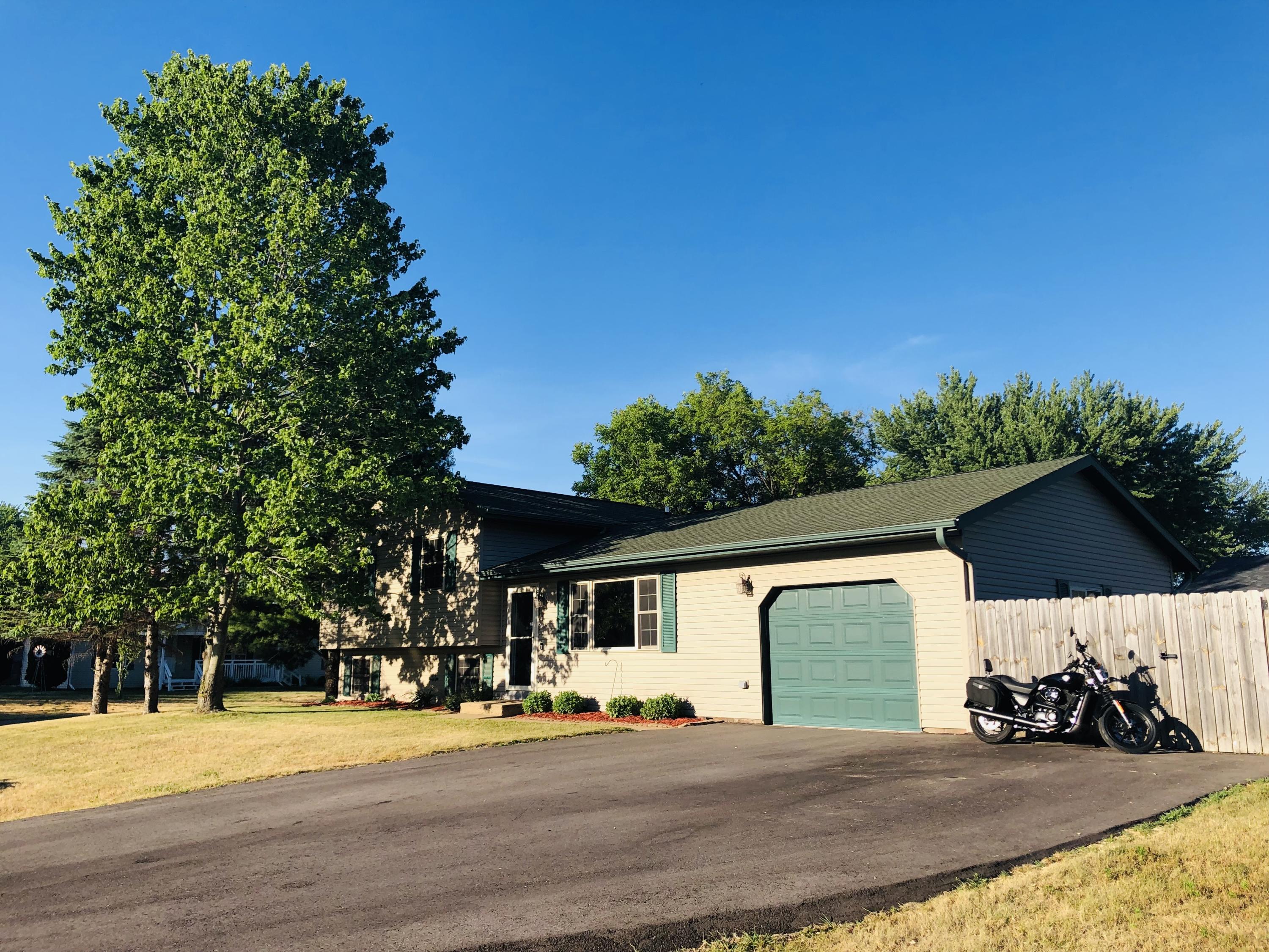 503 Eagle Ave, Rockland, WI 54653 MLS 1746931 Edina Realty