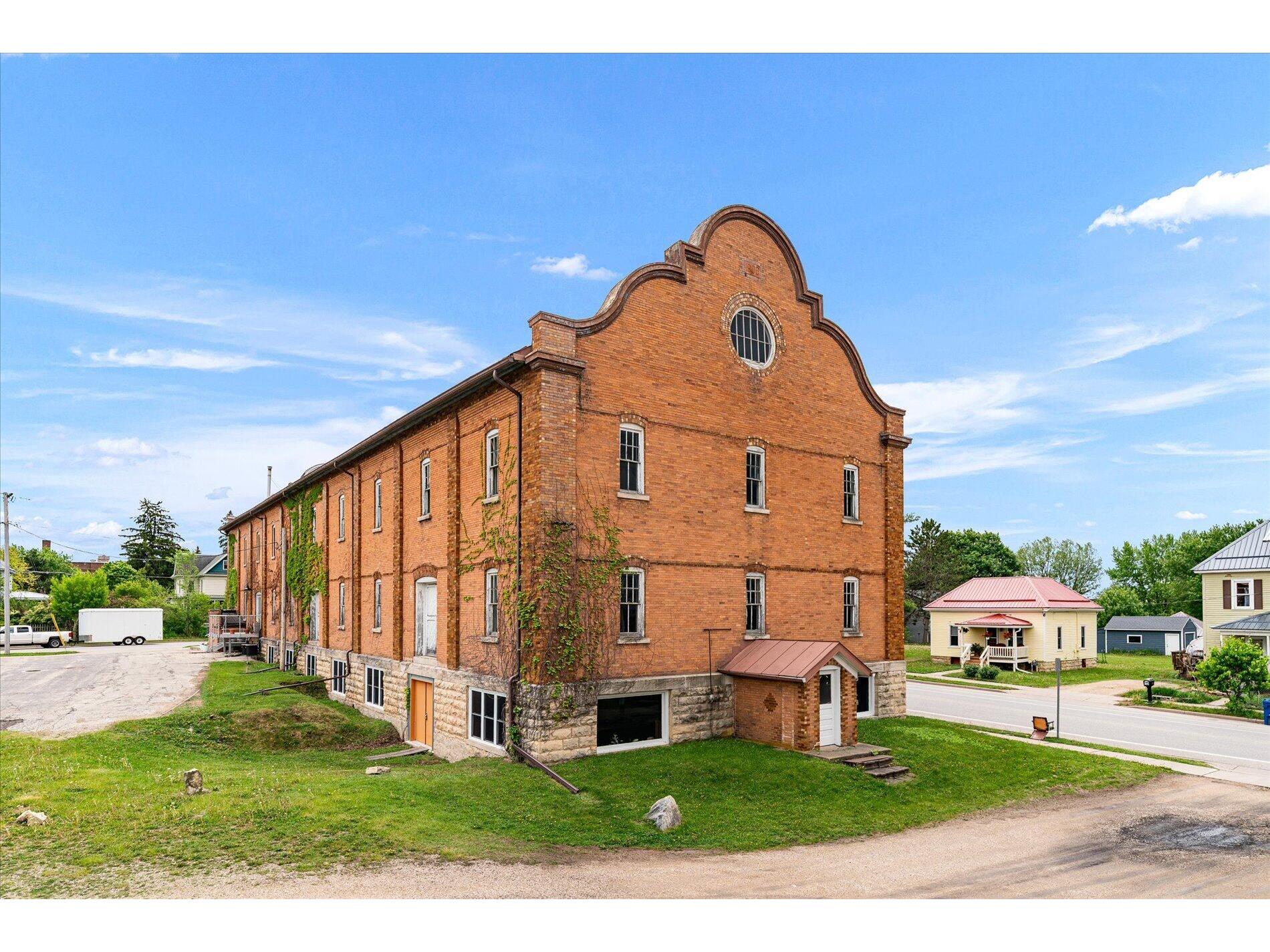 504 E Decker Viroqua WI 54665 1963907 image56