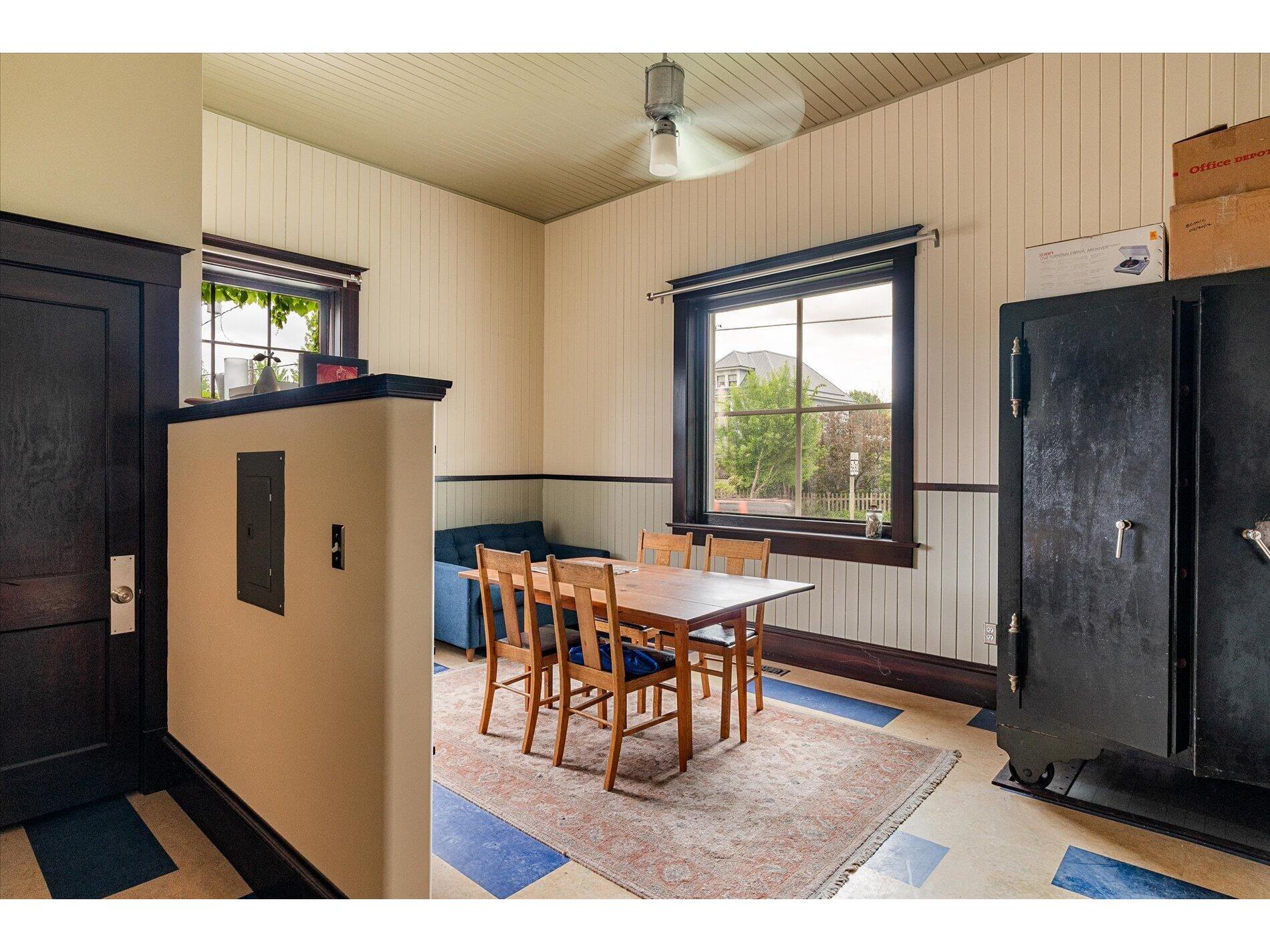 504 E Decker Viroqua WI 54665 1963907 image7