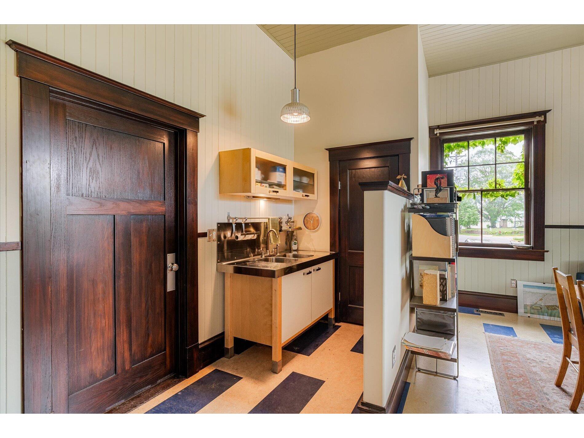 504 E Decker Viroqua WI 54665 1963907 image8