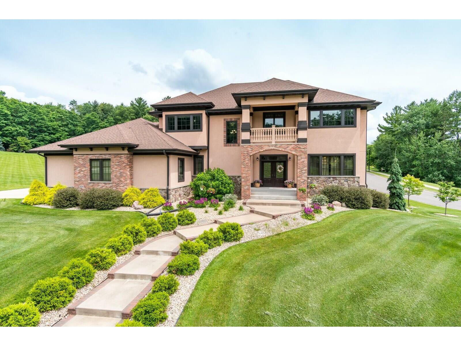 504 Pine Valley Onalaska WI 54650 1910367 image1