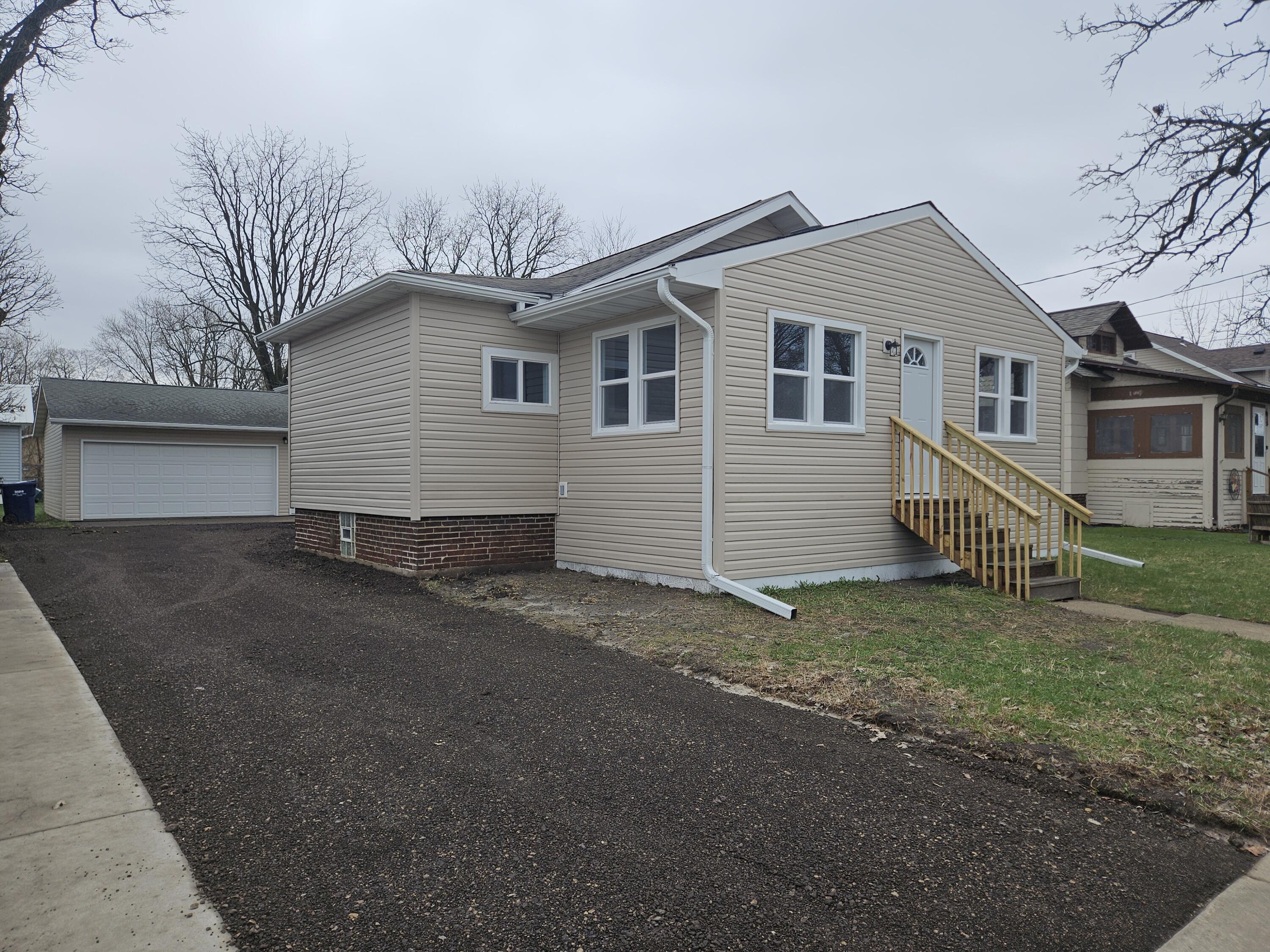 505 East Ave Sparta WI 54656 1958005 image1