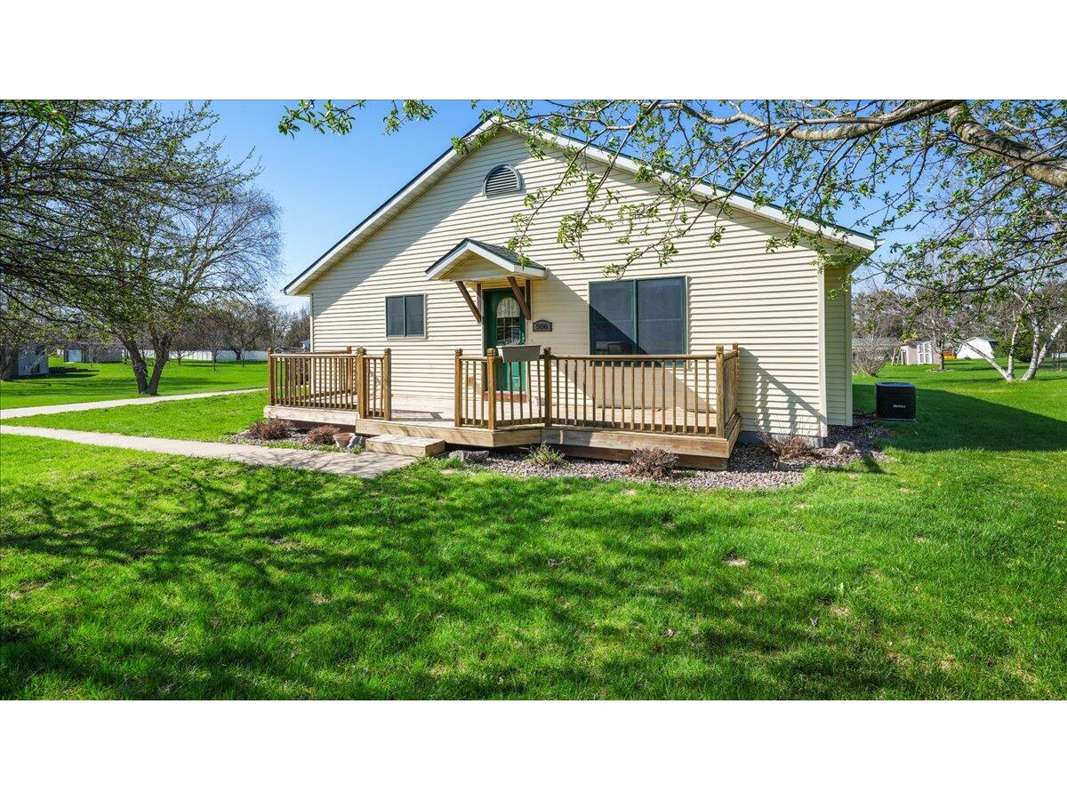 506 BIRCH Hixton WI 54635 1915942 image1