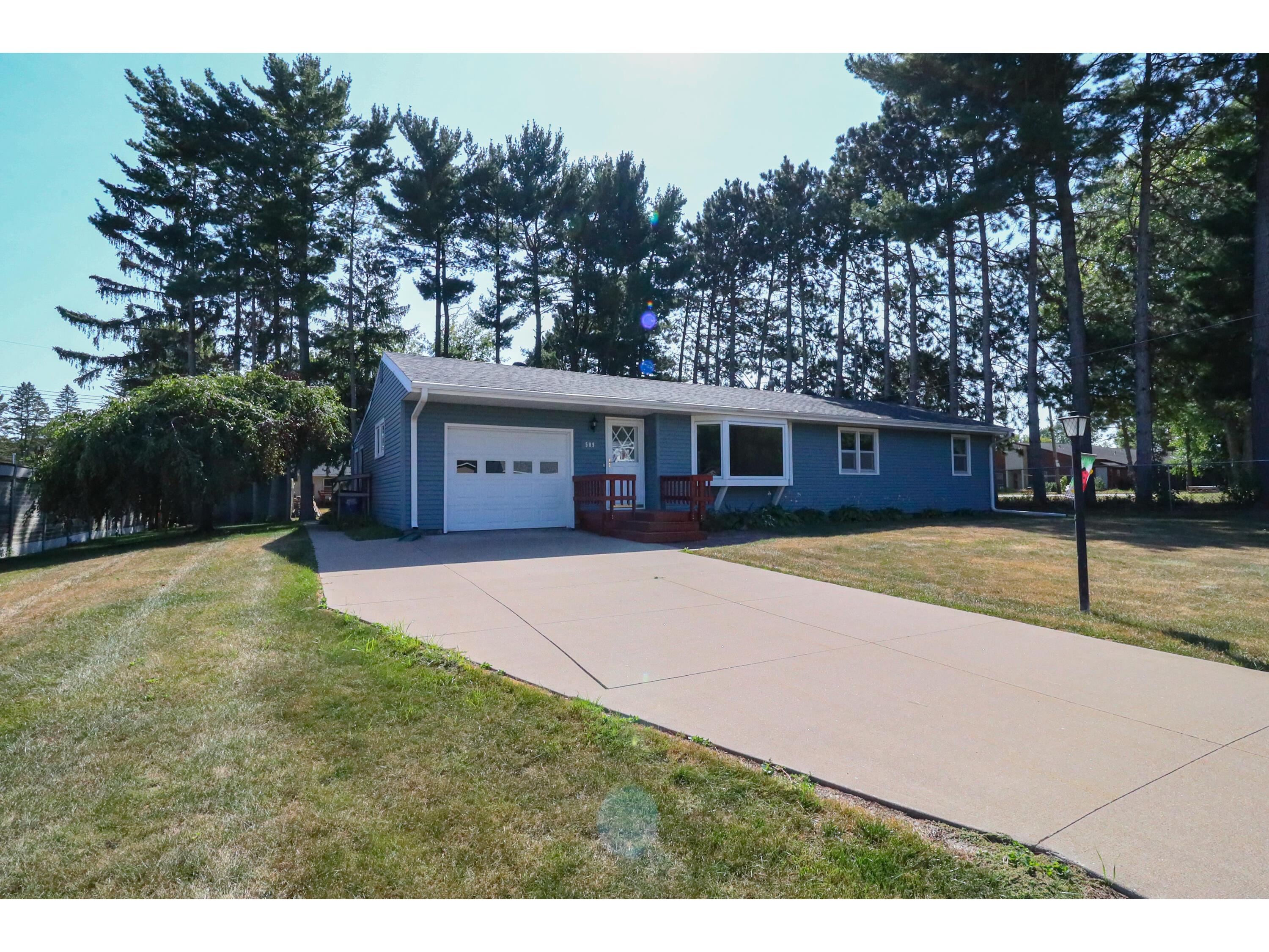 509 Winona Campbell WI 54603 1850409 image1
