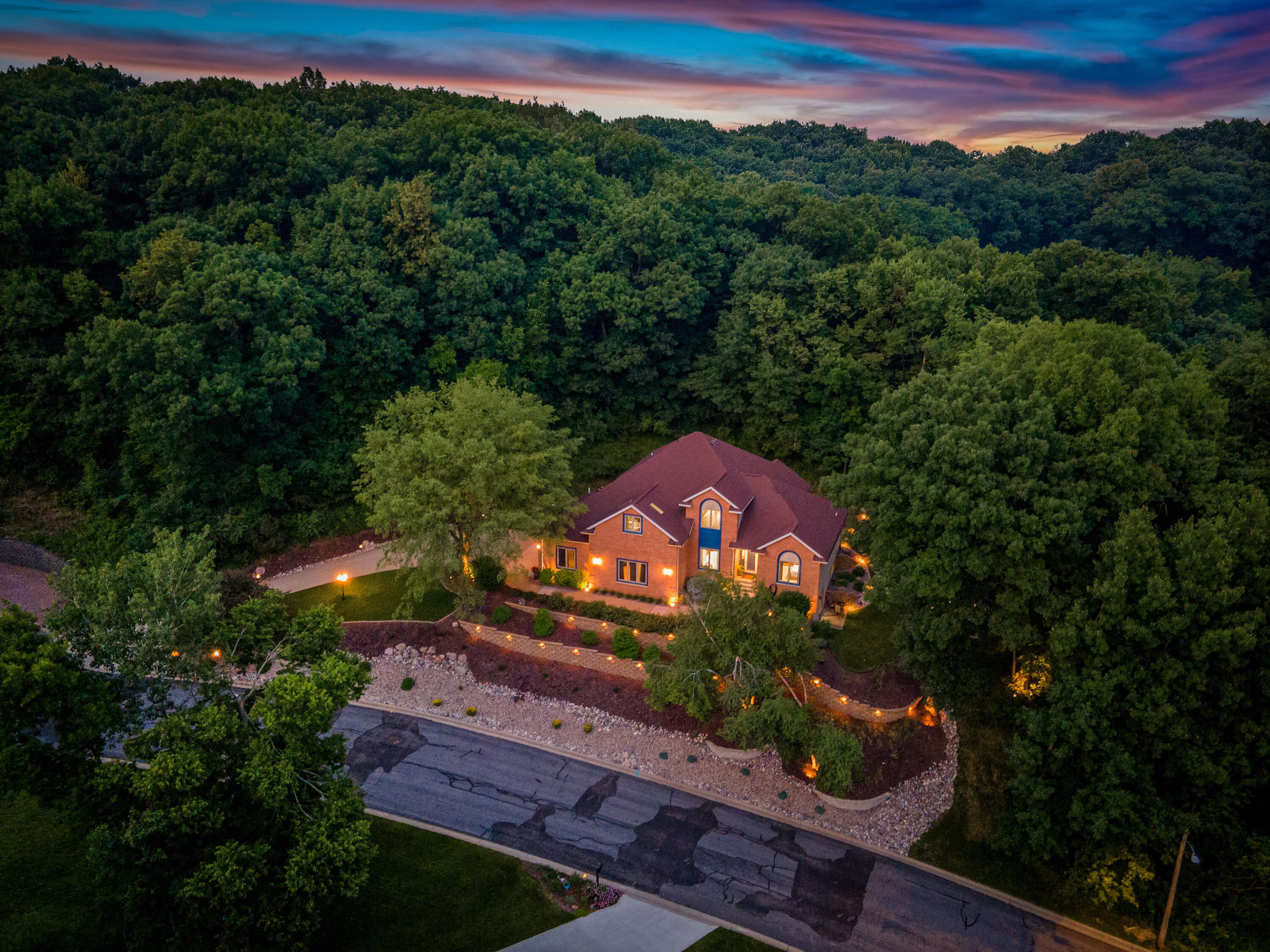 510 Larkspur Onalaska WI 54650 1841123 image1