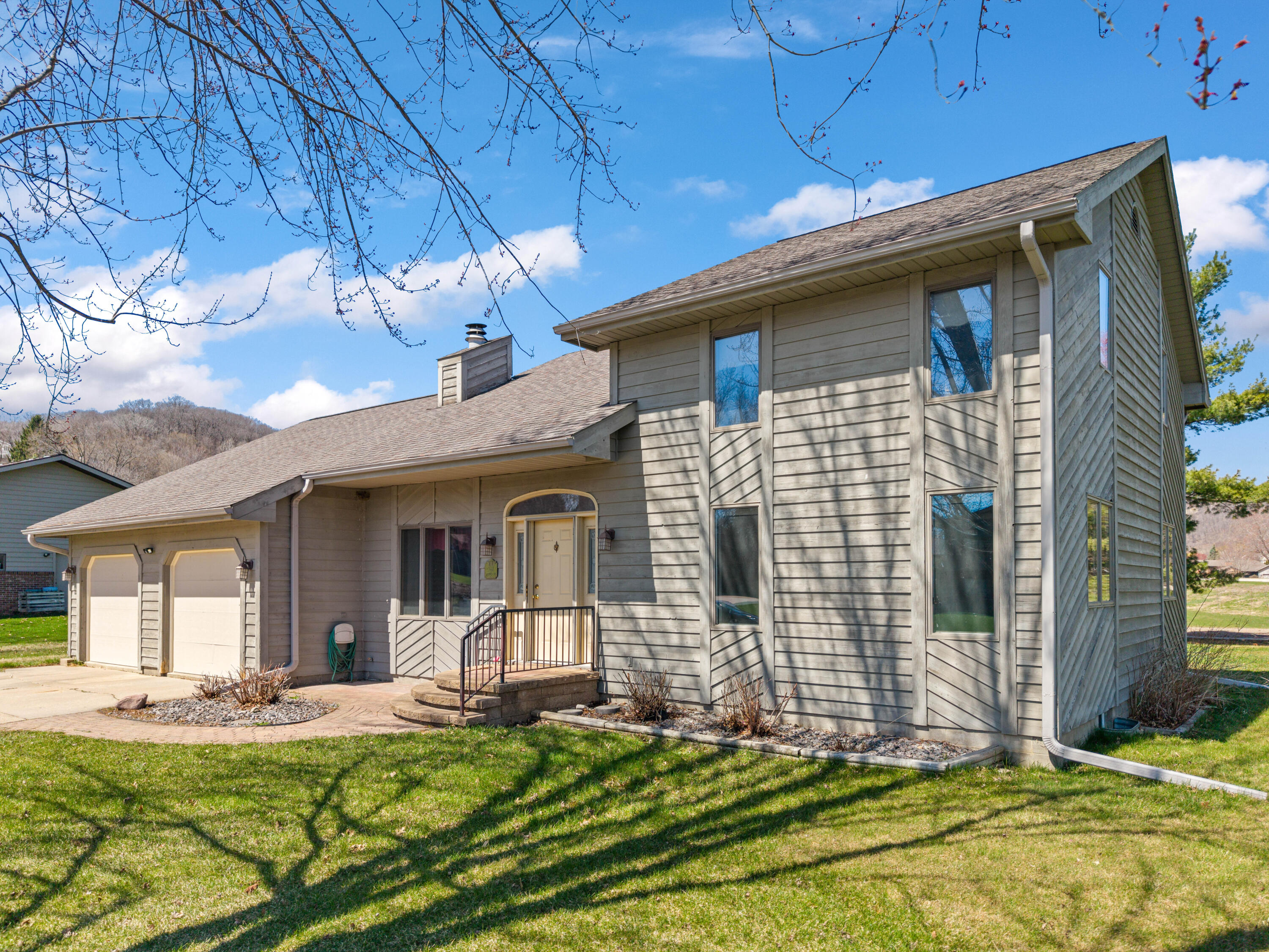 510 Mc Intosh La Crescent MN 55947 1957676 image1