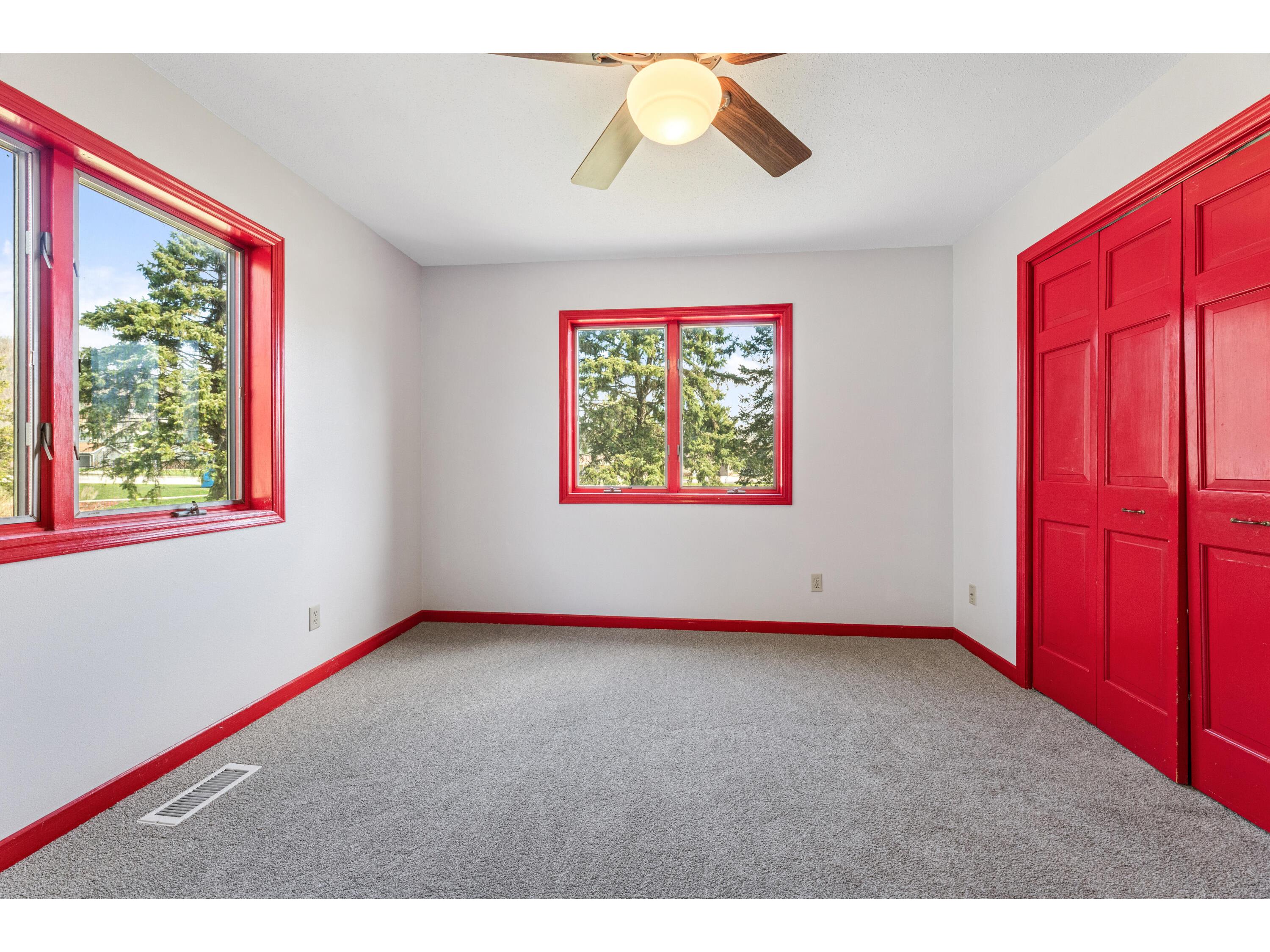 510 Mc Intosh La Crescent MN 55947 1957676 image15