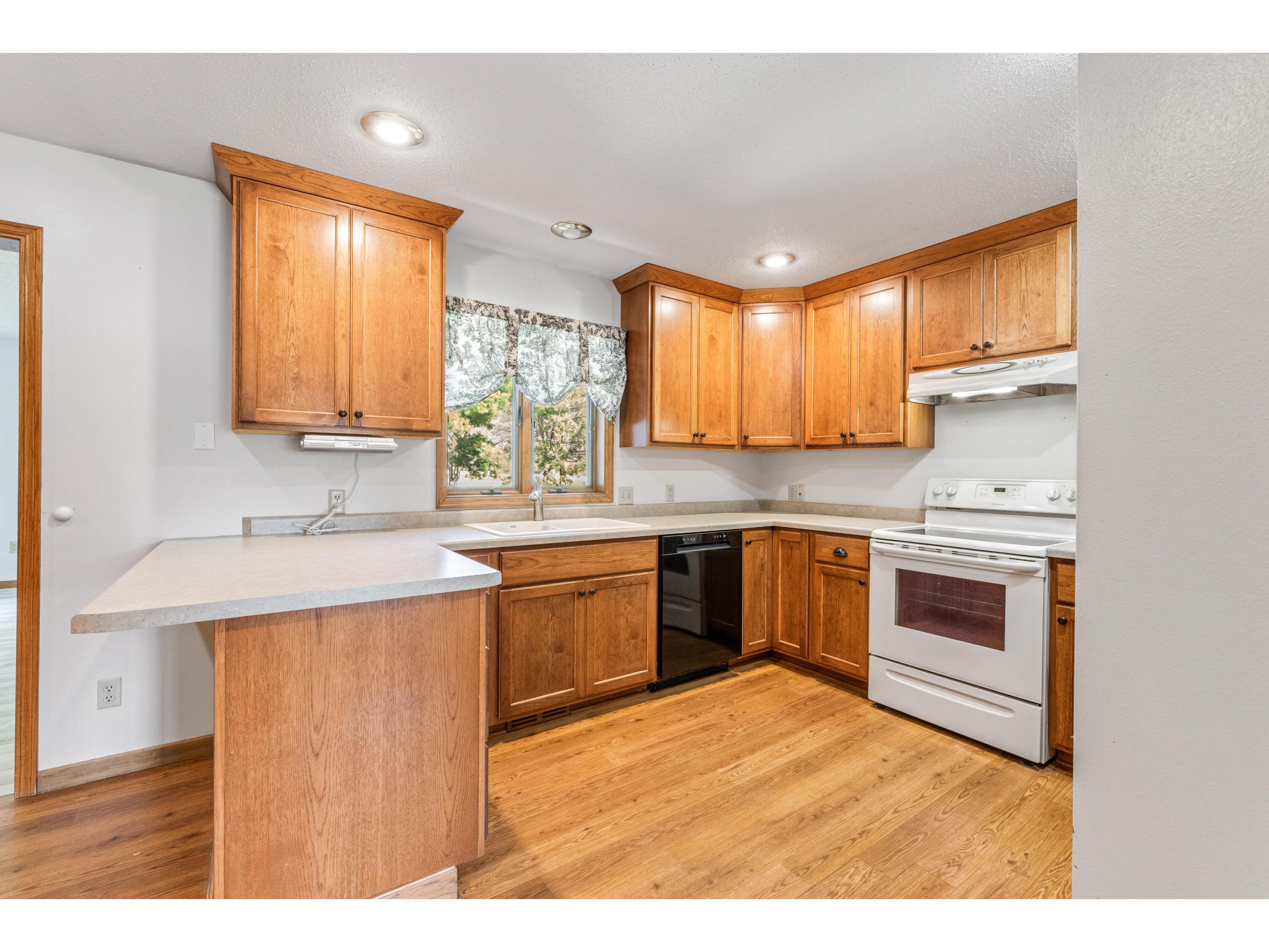 510 Mc Intosh La Crescent MN 55947 1957676 image4