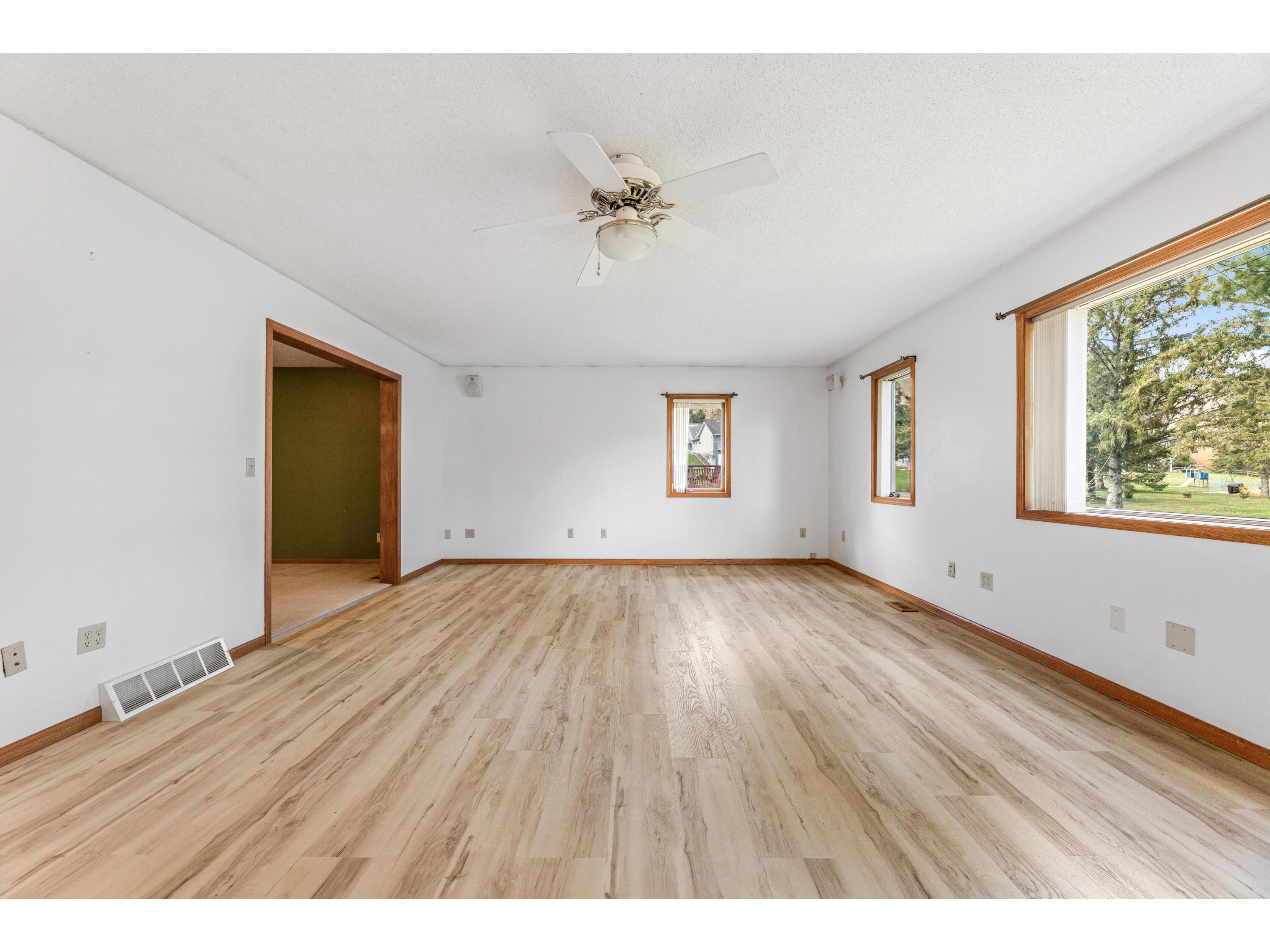 510 Mc Intosh La Crescent MN 55947 1957676 image9