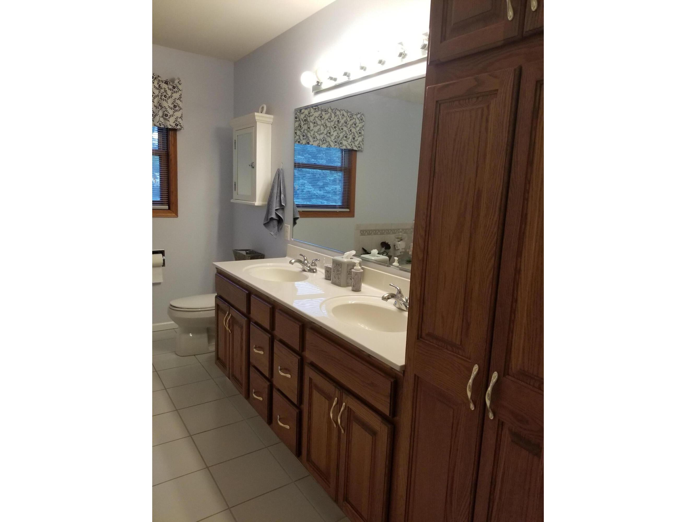 510 Stonebridge Onalaska WI 54650 1972787 image25