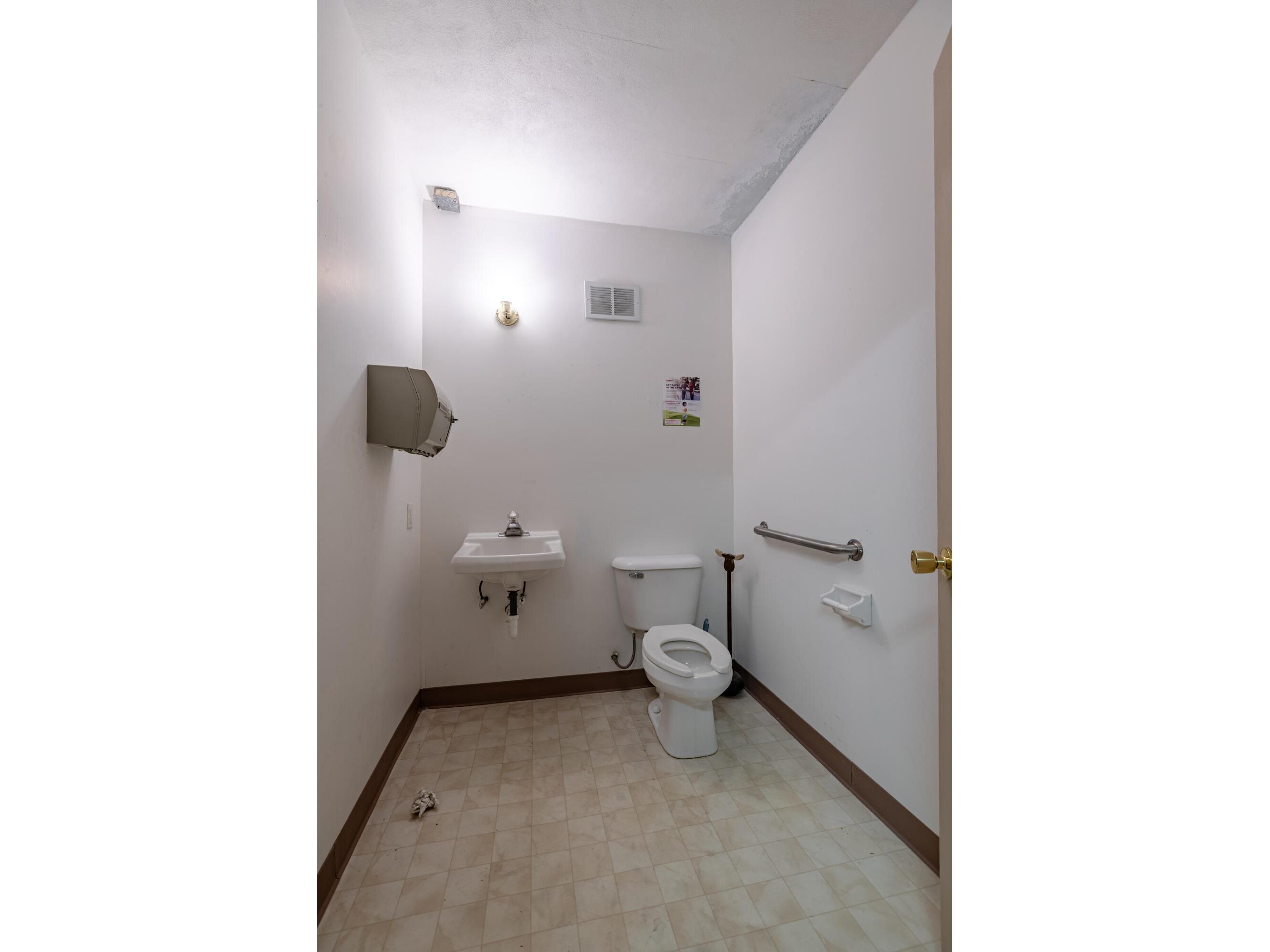 511 Main #LL La Crosse WI 54601 1942639 image8