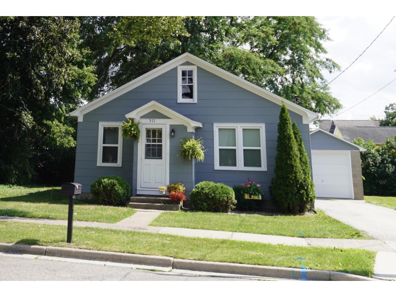 511 W Oak Sparta WI 54656 1843269 image1