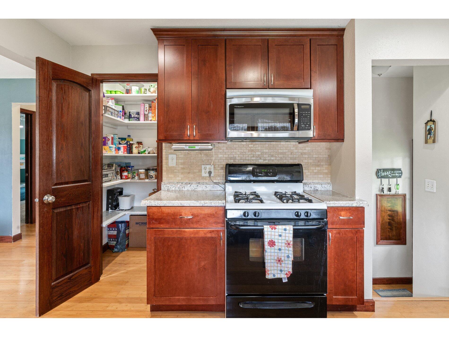 512 1st La Crescent MN 55947 1969236 image3