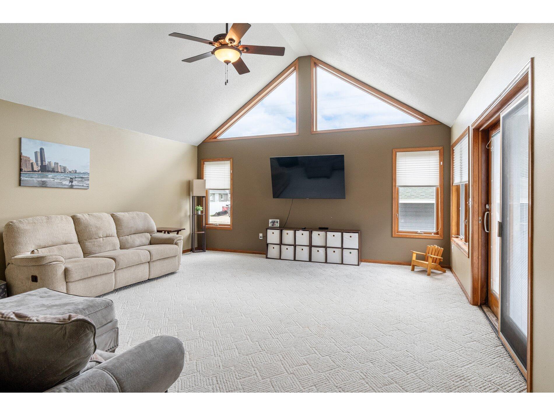 512 1st La Crescent MN 55947 1969236 image6