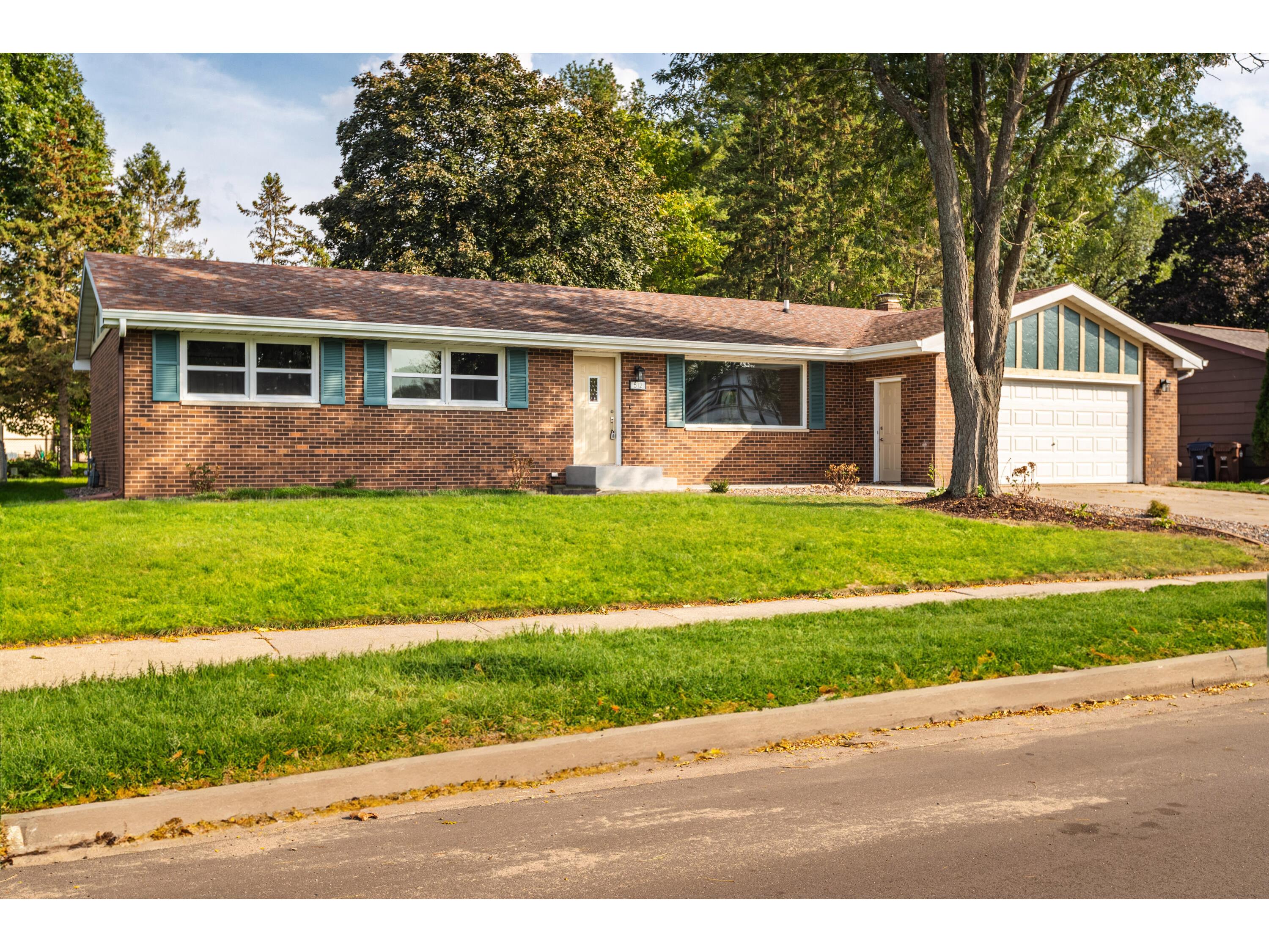 512 8th Onalaska WI 54650 1852908 image1