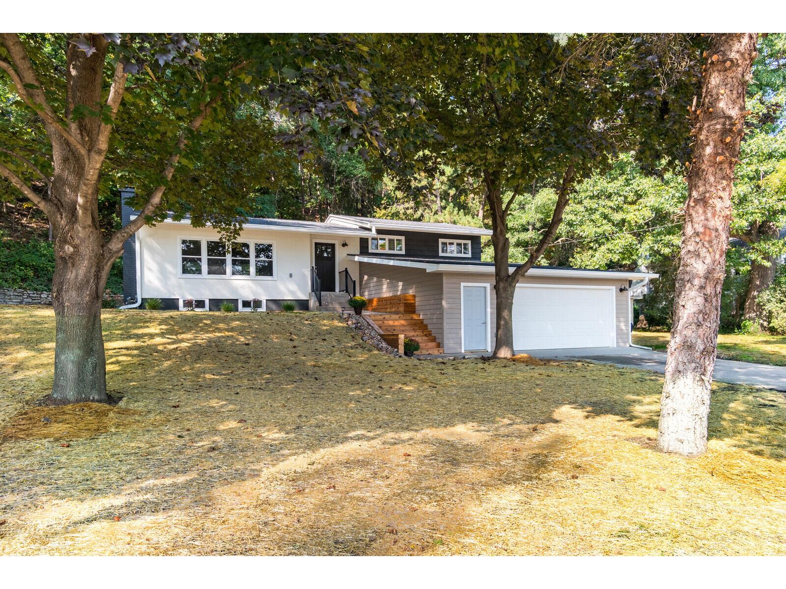 514 Oak Forest Onalaska WI 54650 1851093 image1