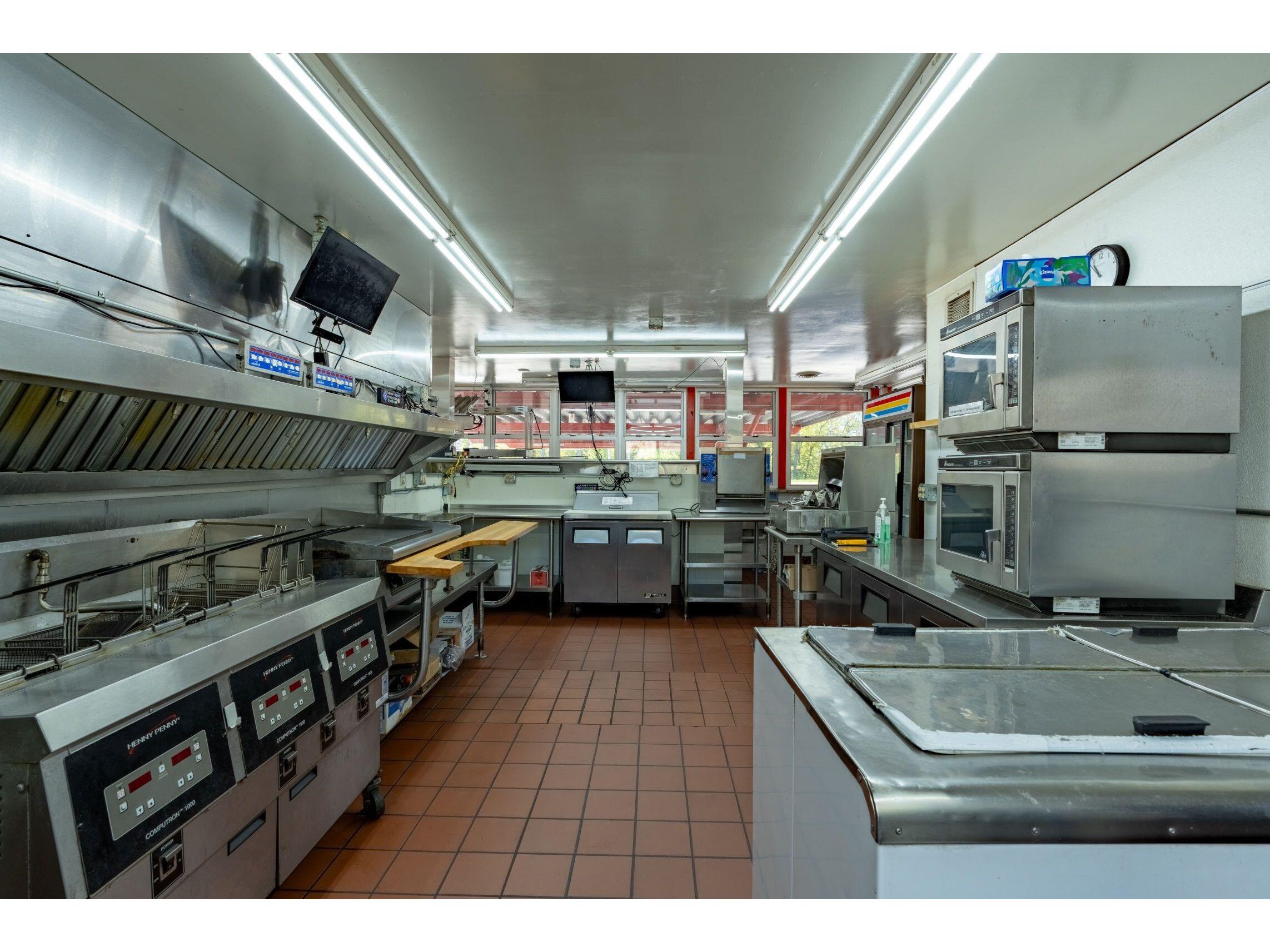 514 S Water St Sparta WI 54656 1937692 image13