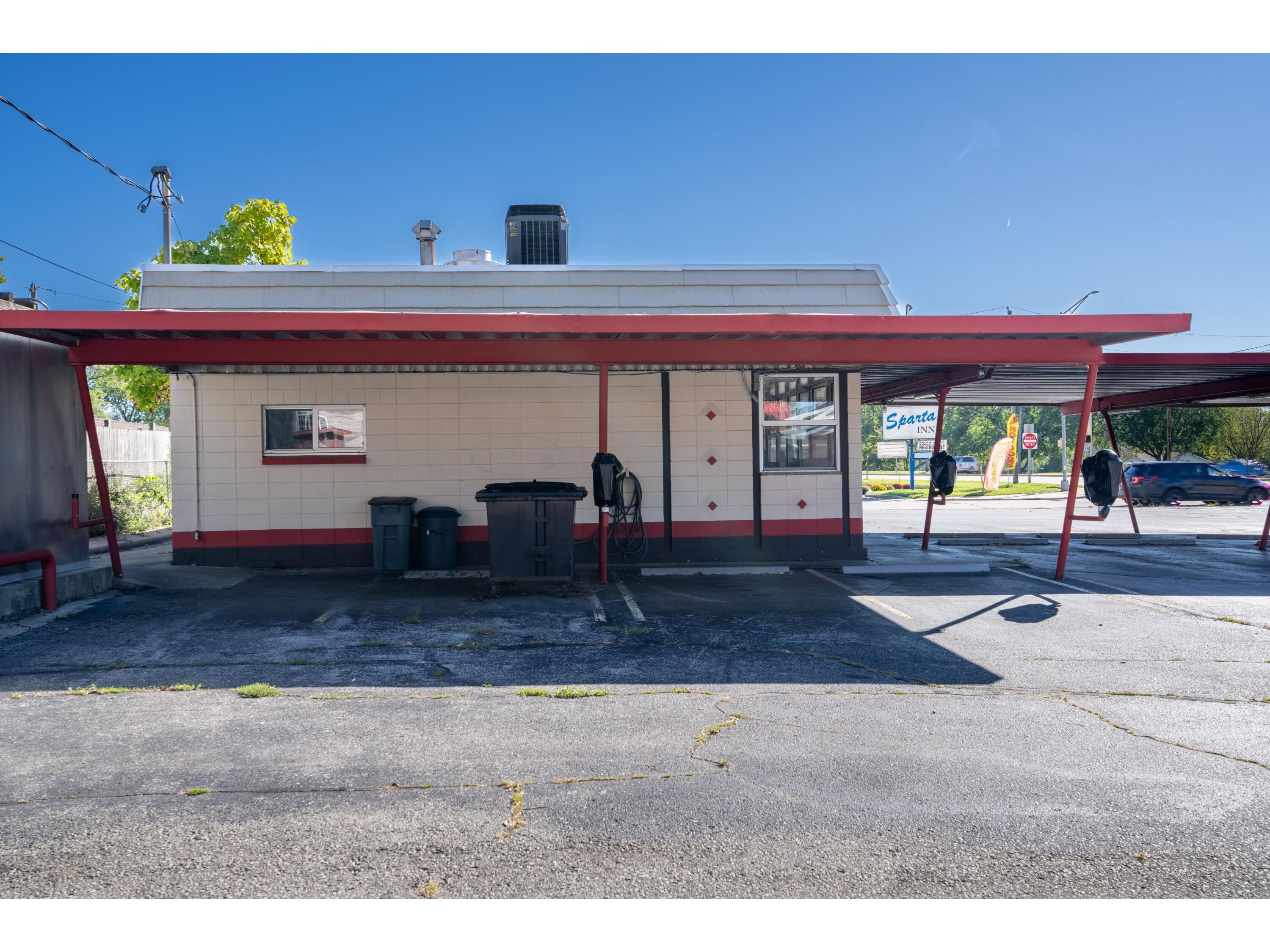 514 S Water St Sparta WI 54656 1937692 image4