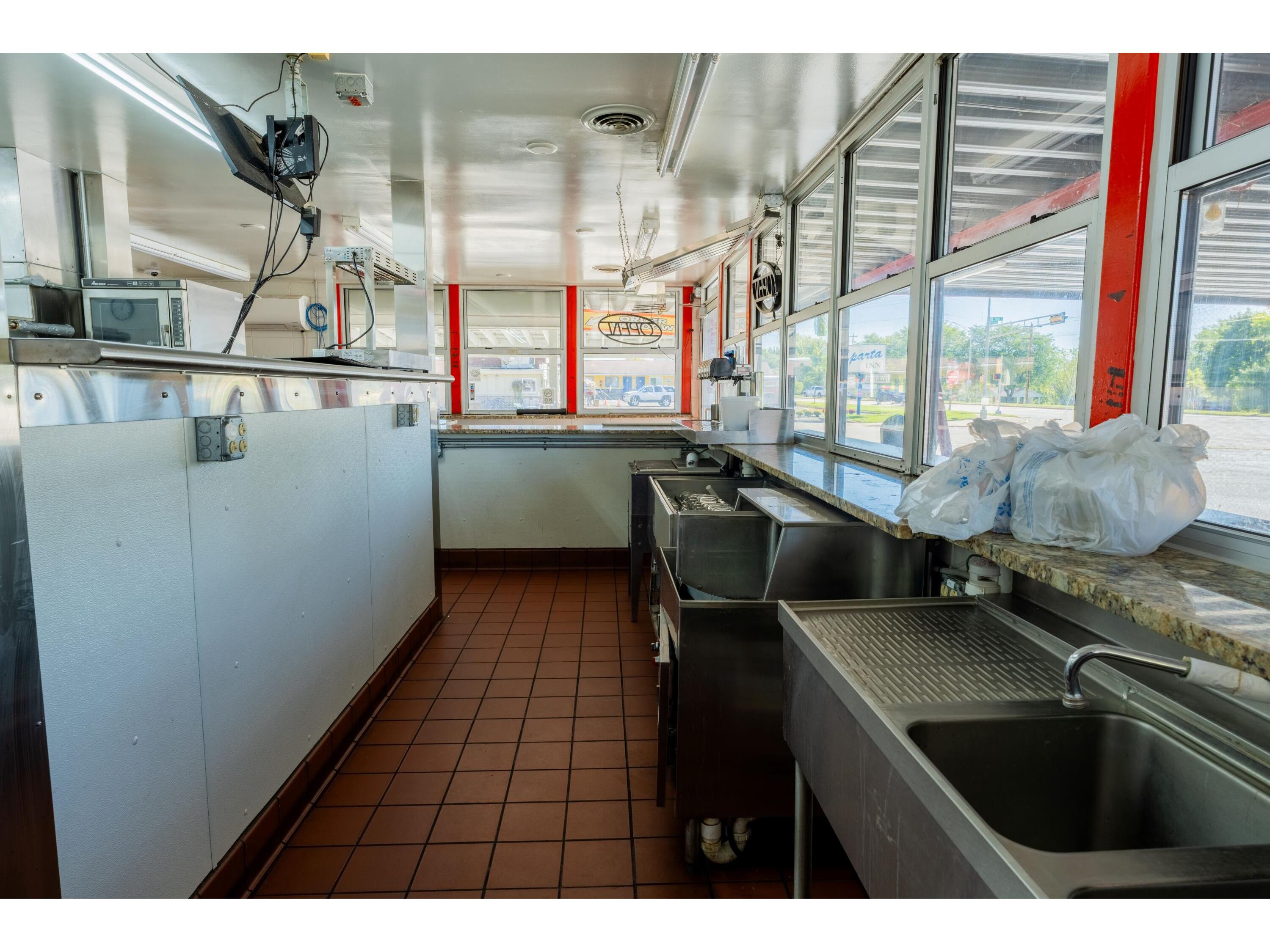 514 S Water St Sparta WI 54656 1937692 image8