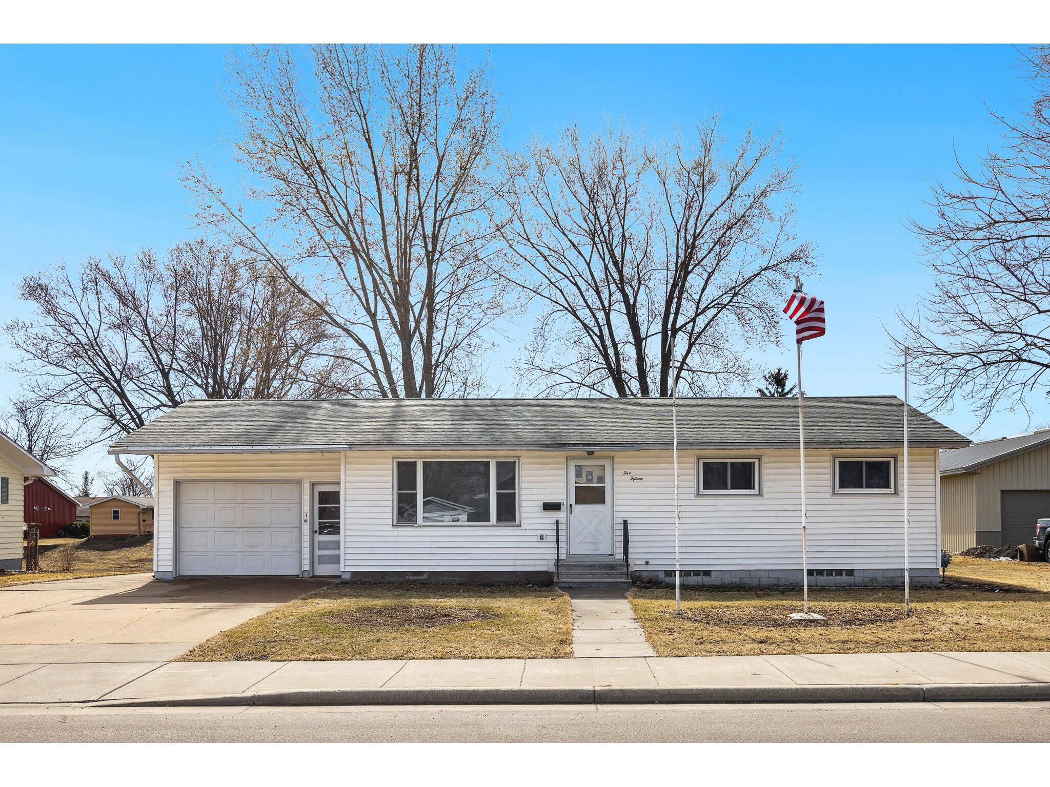 515 E Brownell Tomah WI 54660 1910146 image1