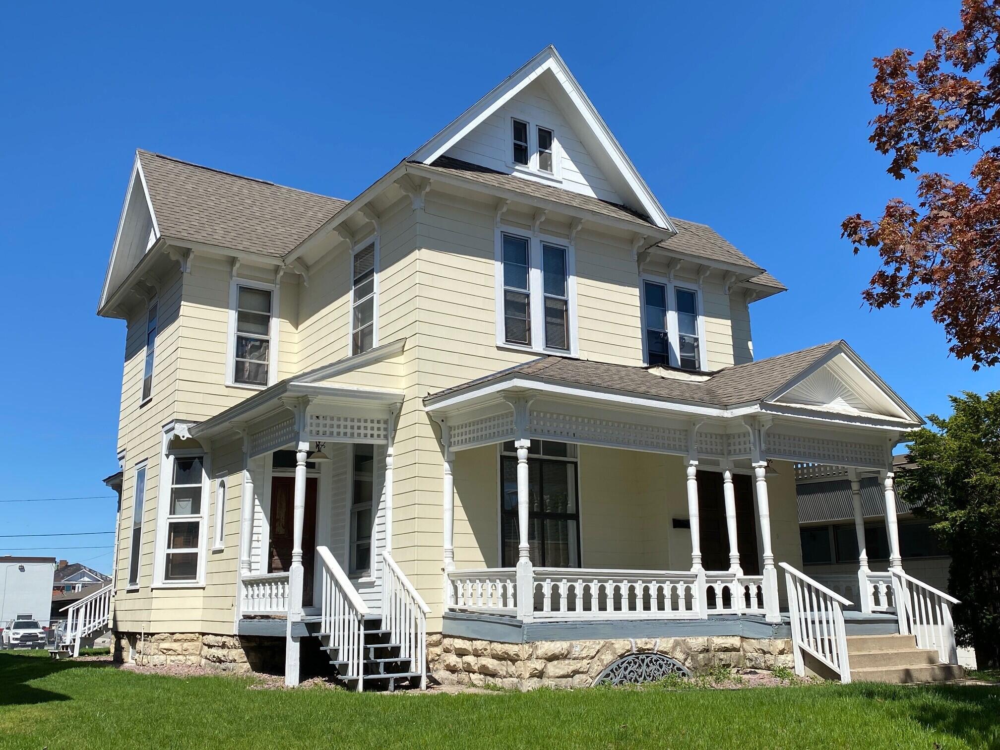 516 5th La Crosse WI 54601 1884559 image1