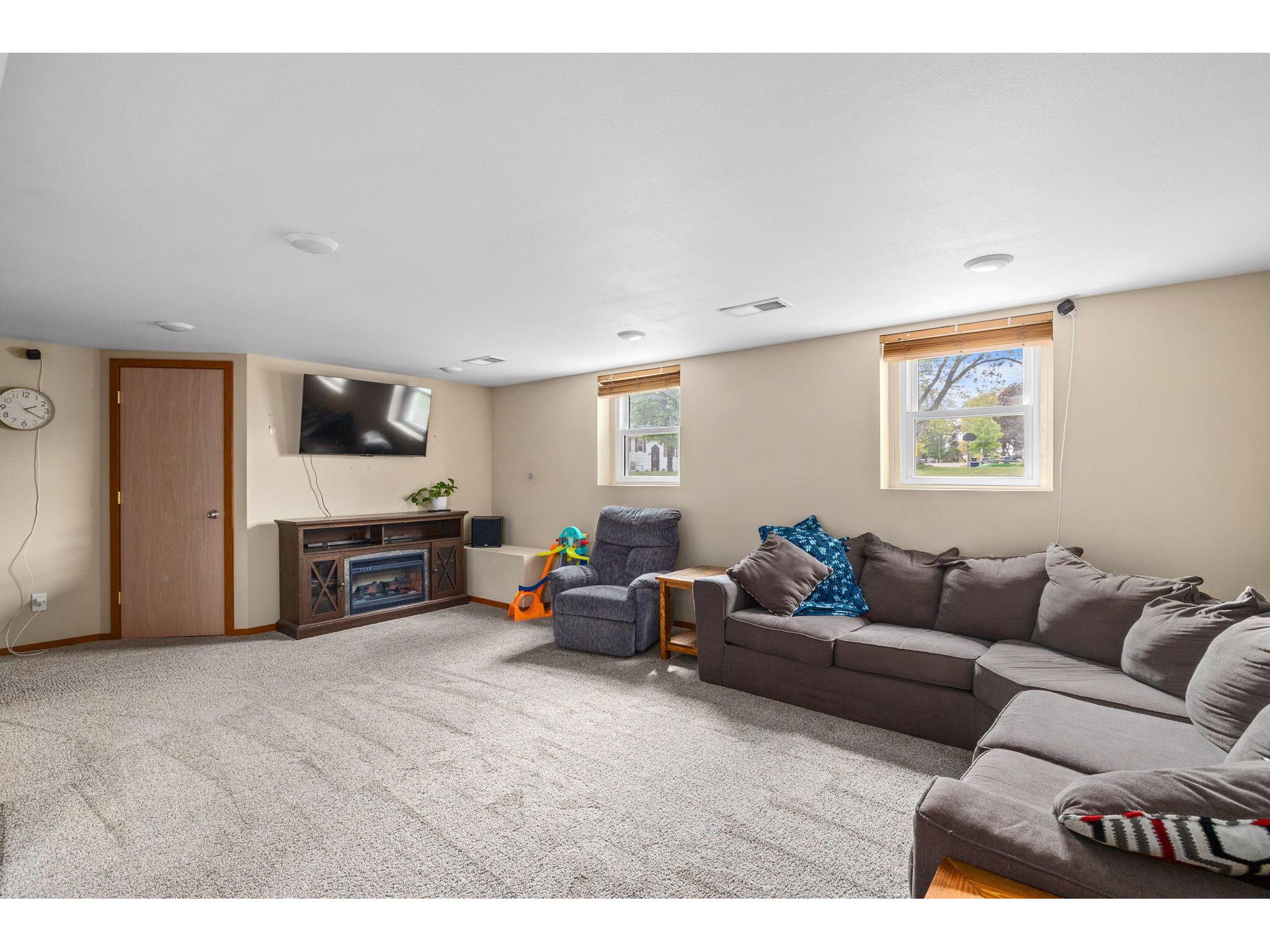 517 11th Onalaska WI 54650 1962598 image13