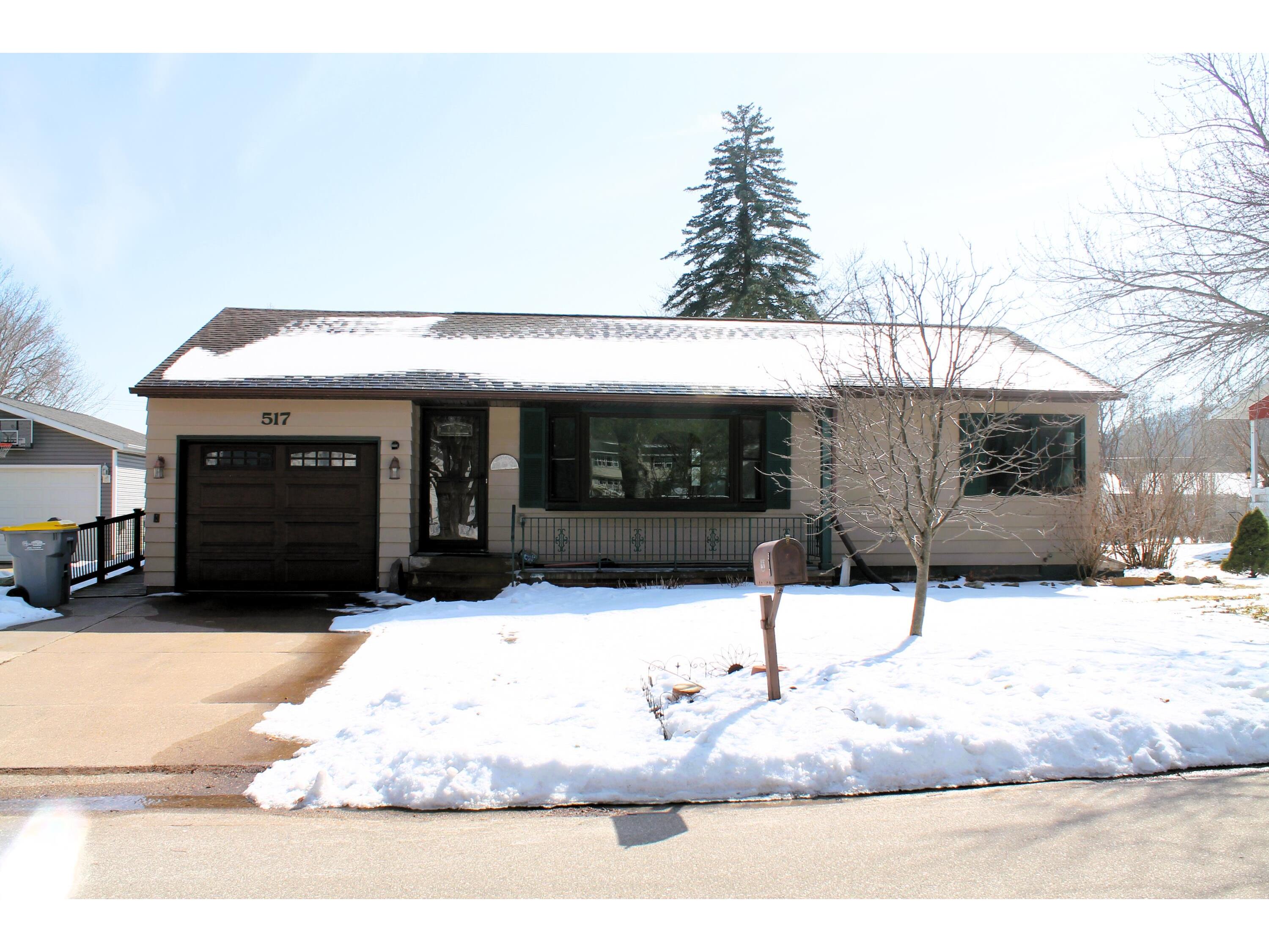517 3rd La Crescent MN 55947 1954535 image2