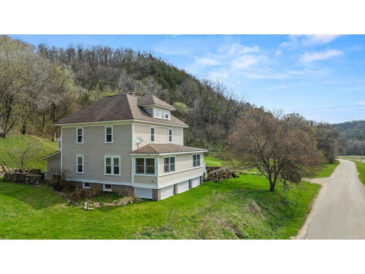 51888 Johnstown Utica WI 54655 1959464 image1