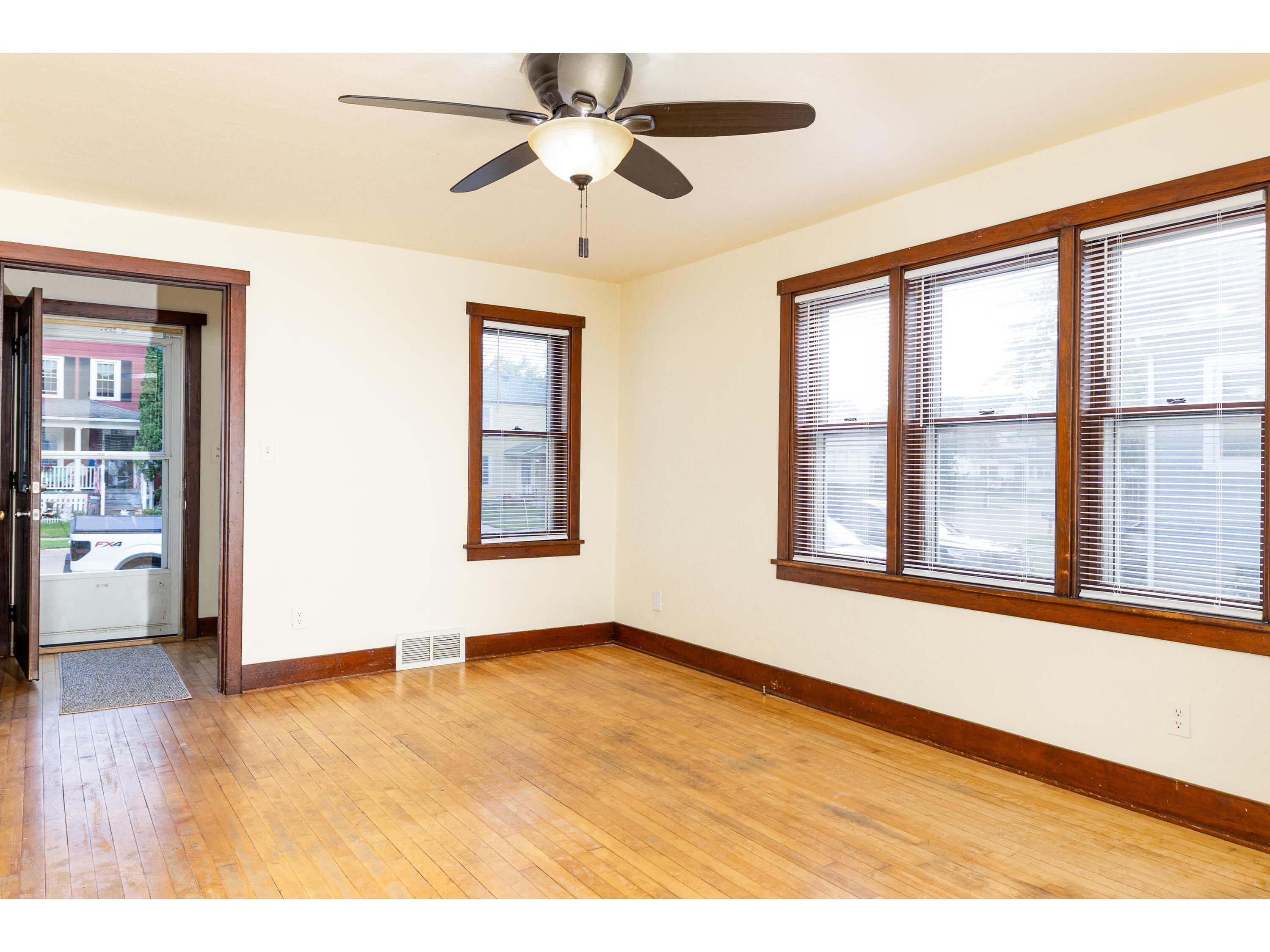 519 W Oak Sparta WI 54656 1970611 image6