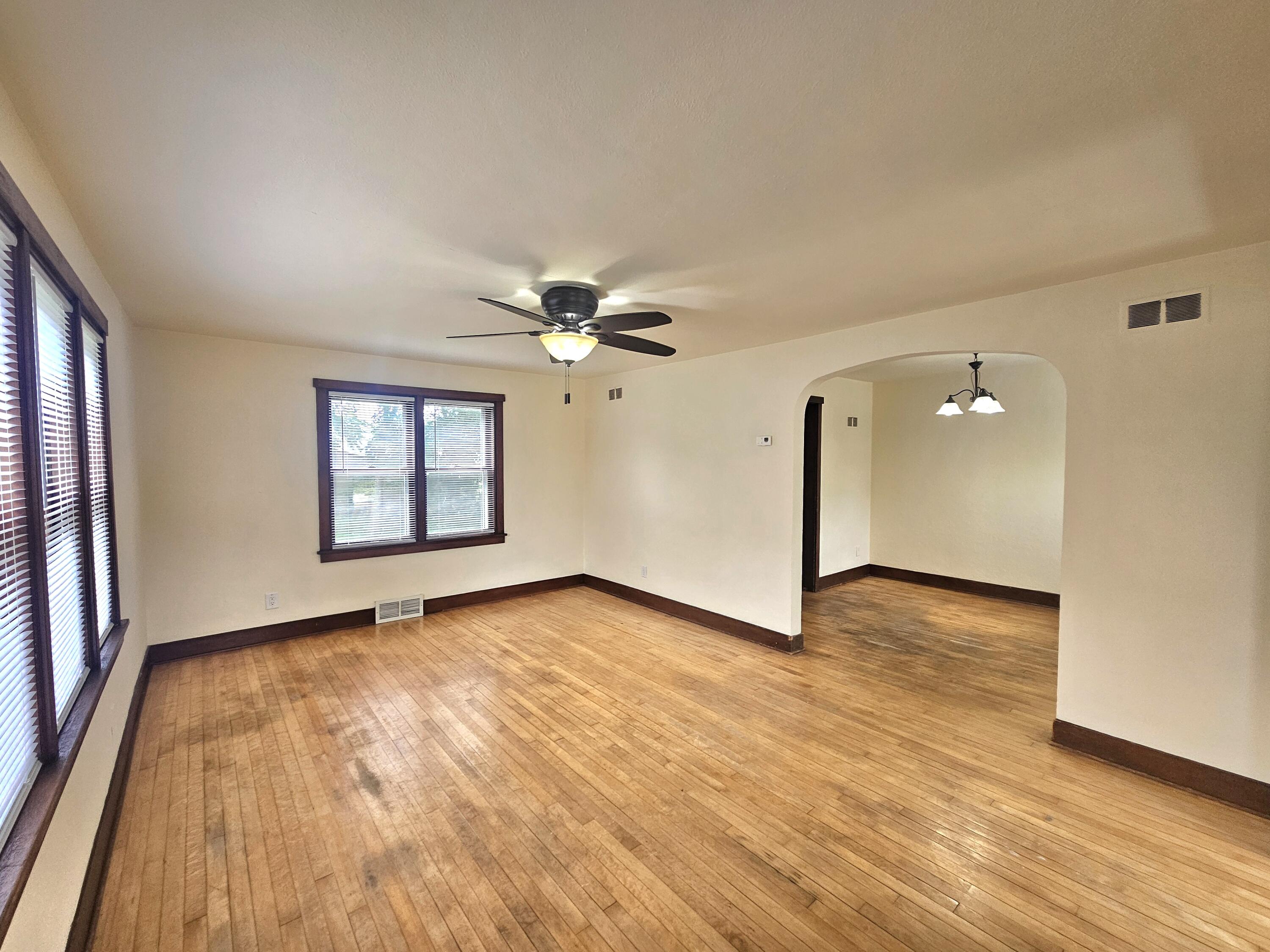519 W Oak Sparta WI 54656 1970611 image9