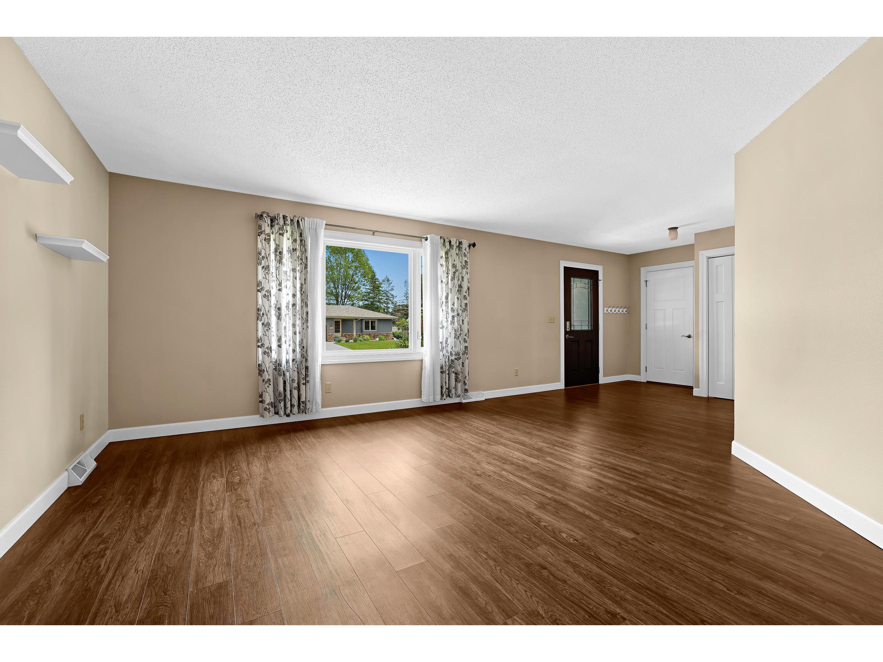 521 8th Onalaska WI 54650 1963442 image3