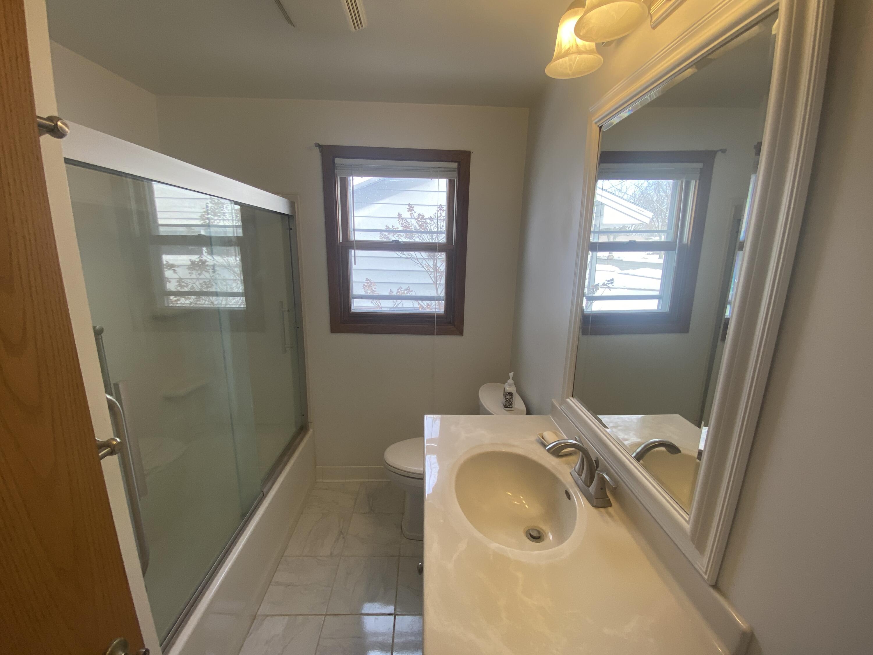 526 11th Onalaska WI 54650 1952160 image14