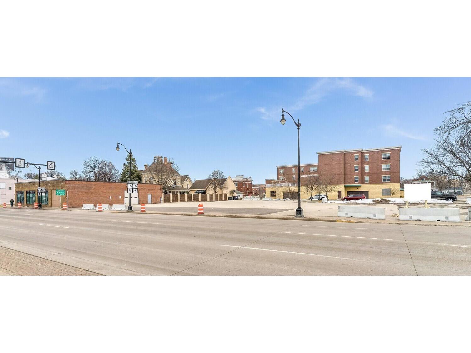 529 4th #507-521-529 La Crosse WI 54601 1942561 image1