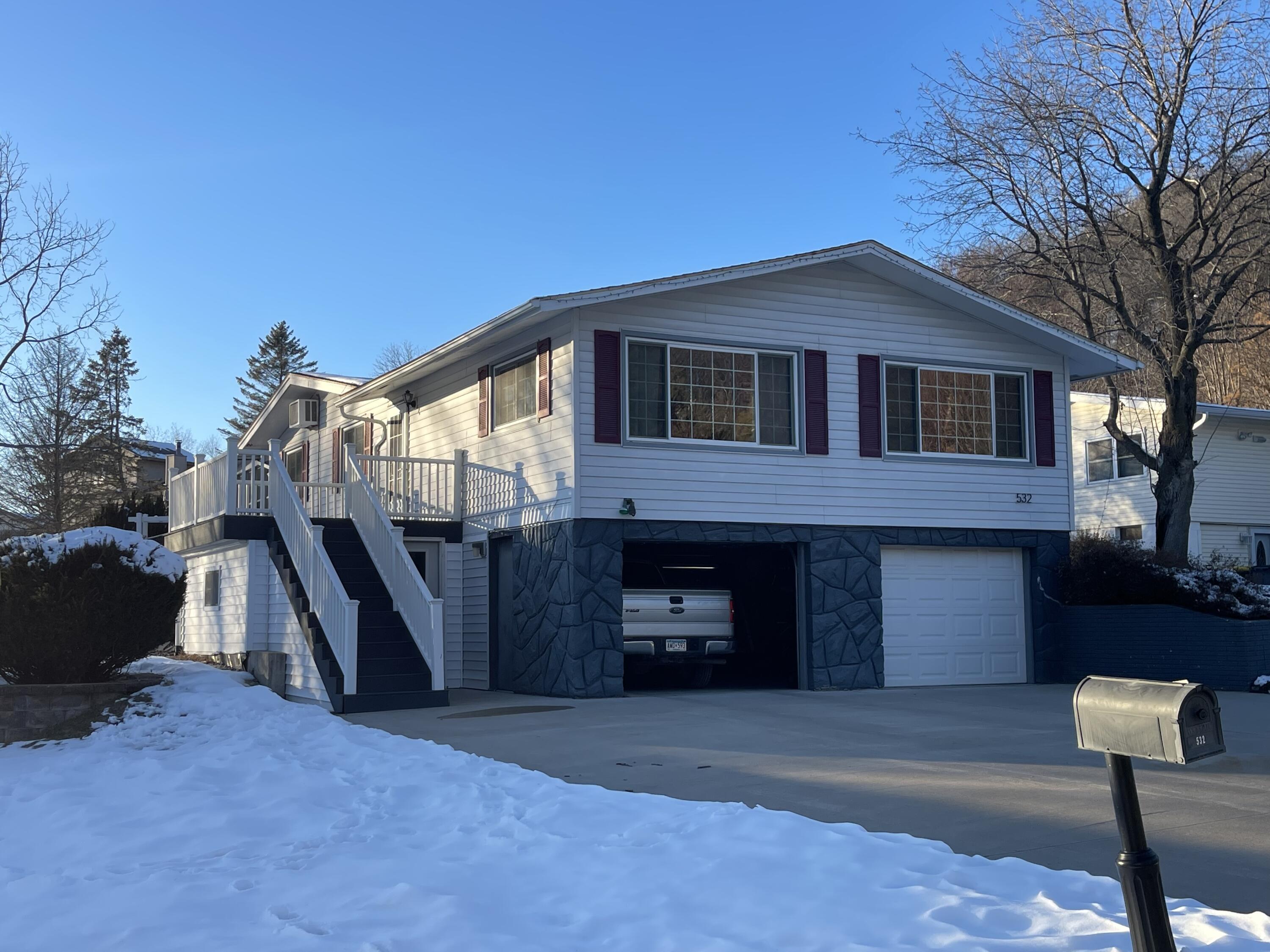 532 BLUFF La Crescent MN 55947 1828557 image1