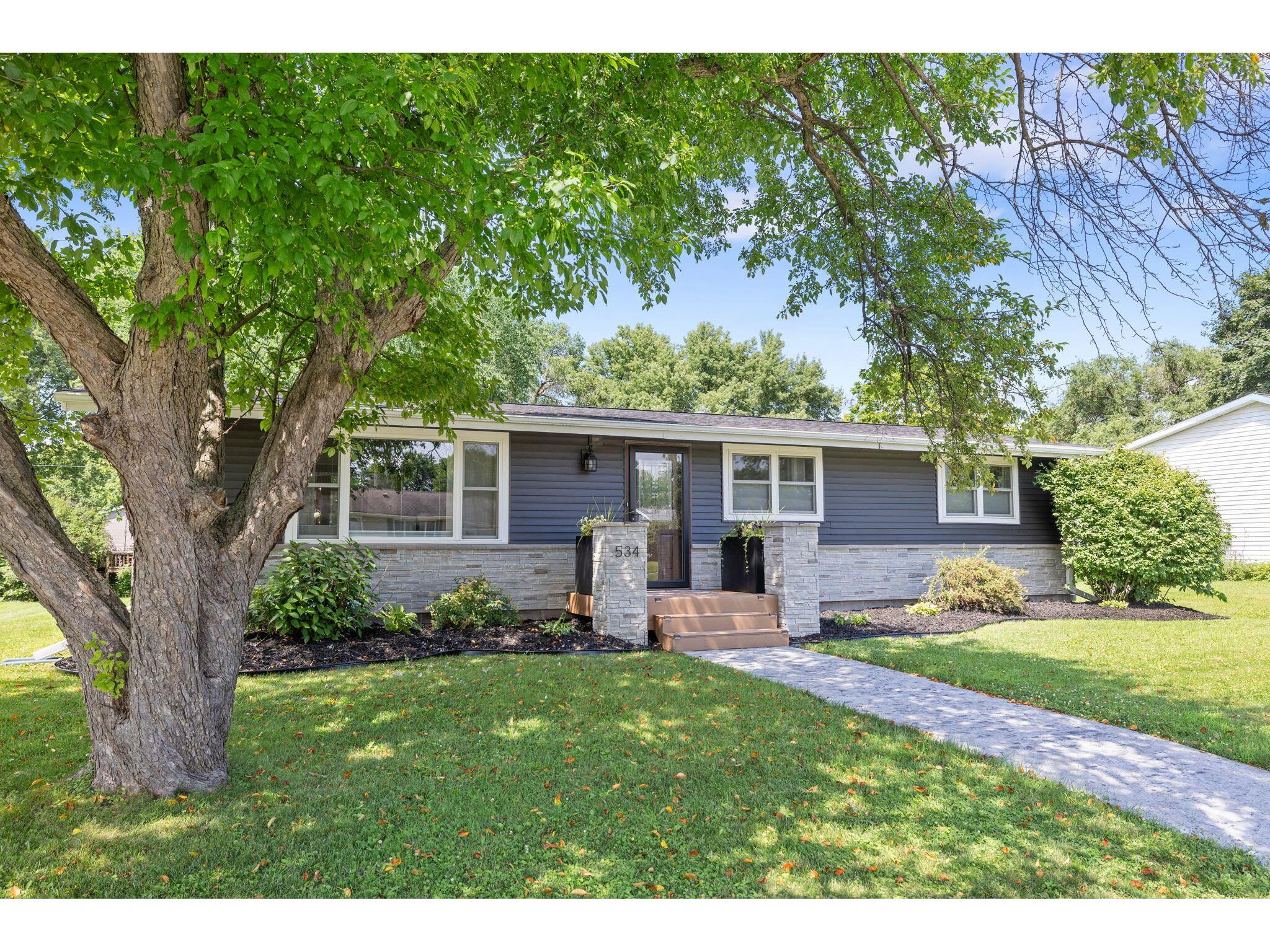 534 3rd La Crescent MN 55947 1971187 image1