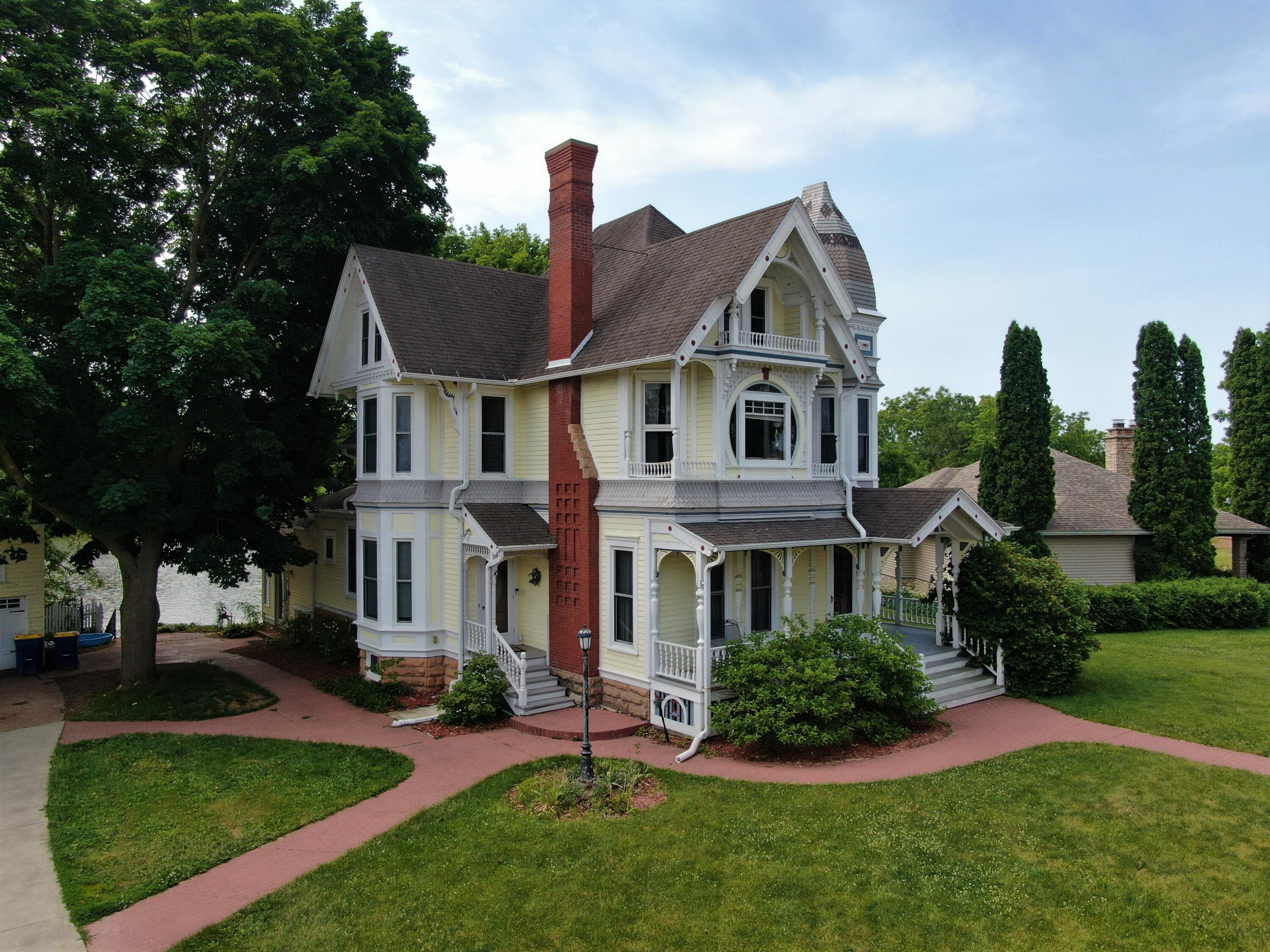 560 Water, Hillsboro, WI, 54634 MLS 1827553 Edina Realty