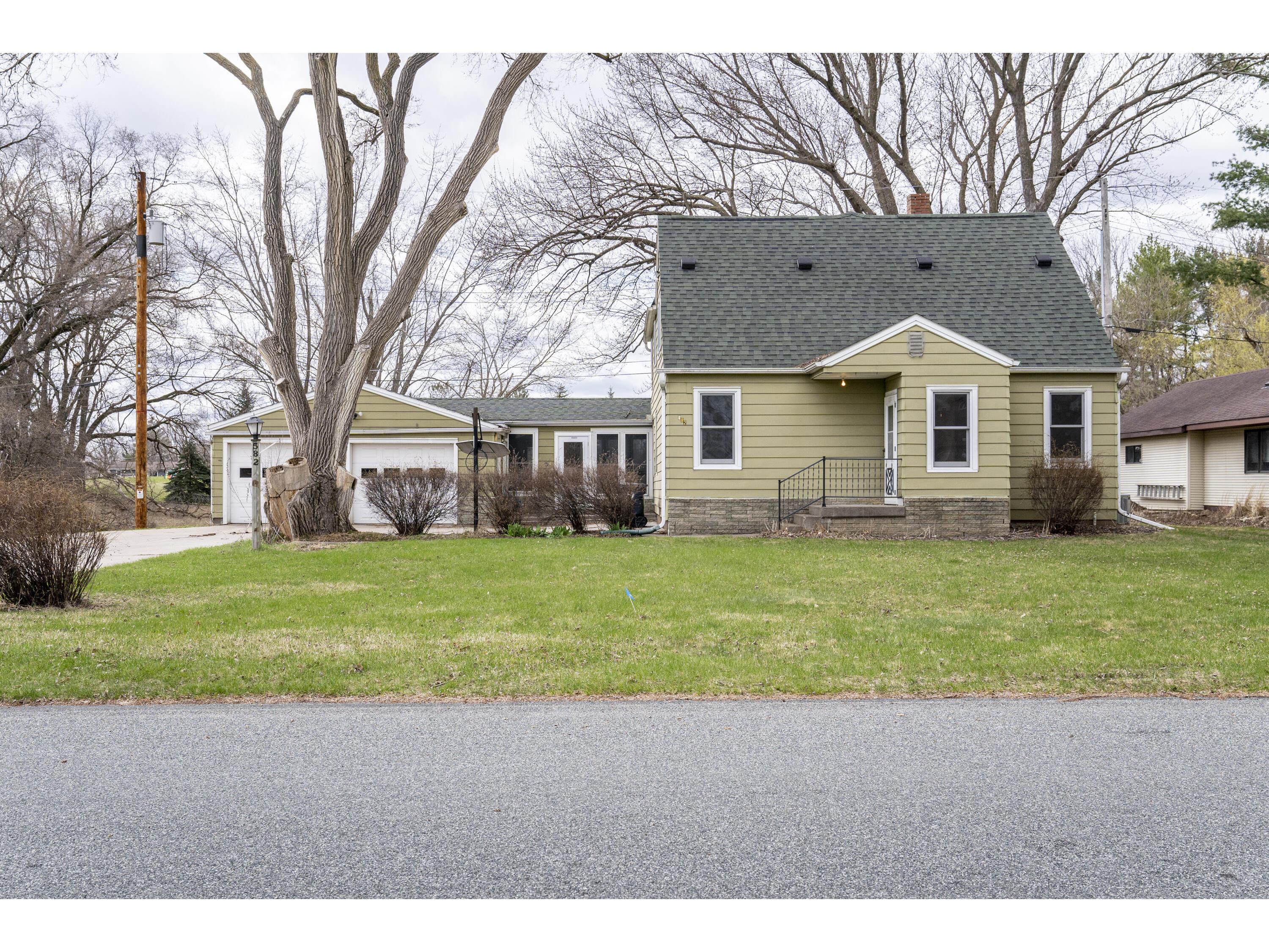 582 Court Onalaska WI 54650 1913945 image1